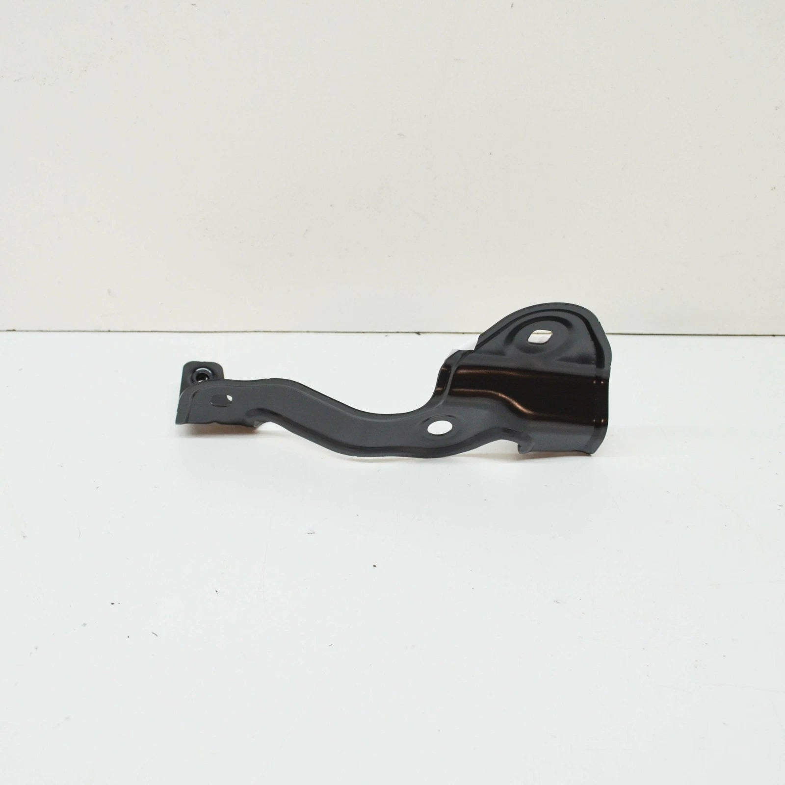 NEW BMW M4 COUPE G22 FRONT LEFT FENDER HOLDER 41009466087 ORIGINAL