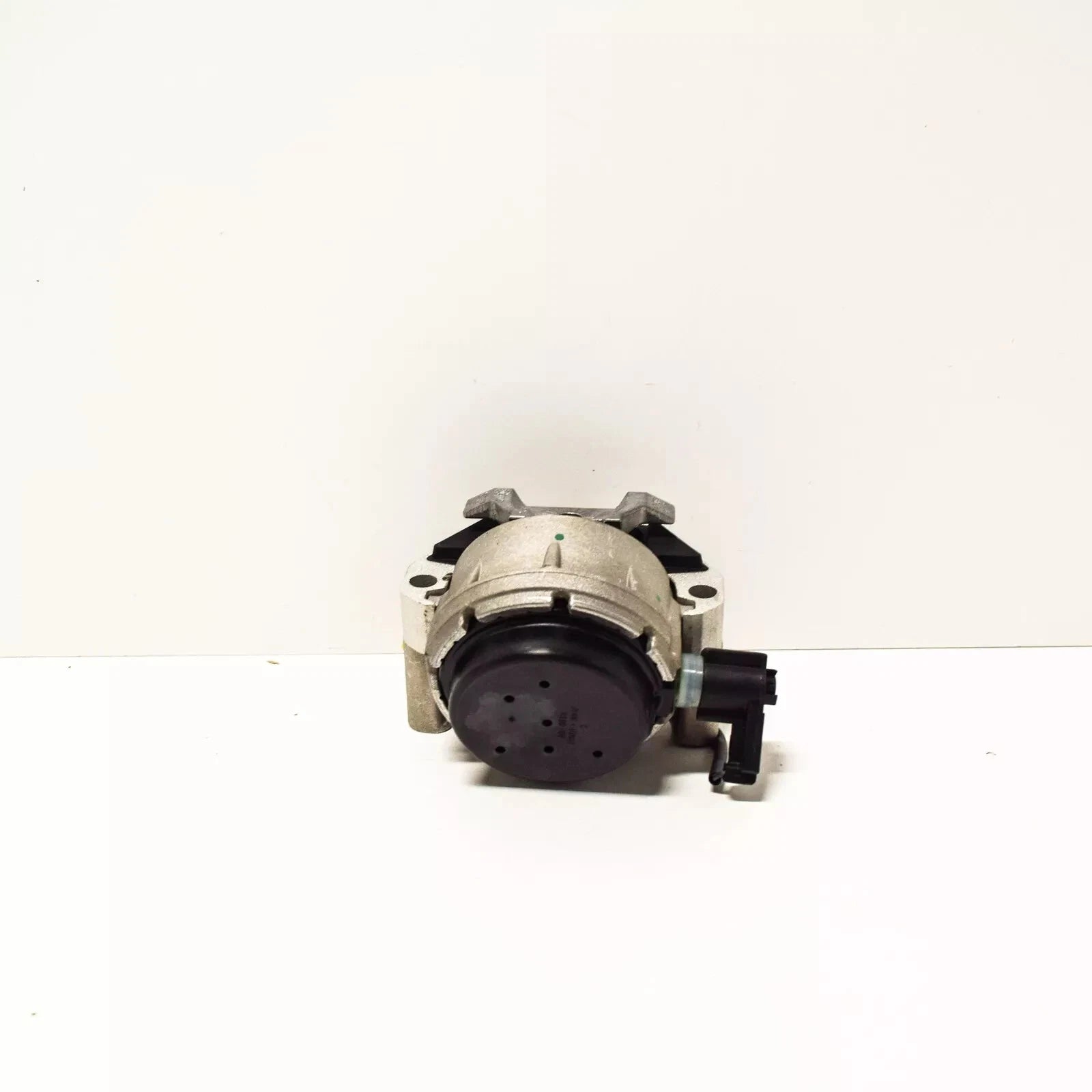 AUDI A6 4G C7 Left Motor Mount 4G0199381QE NEW