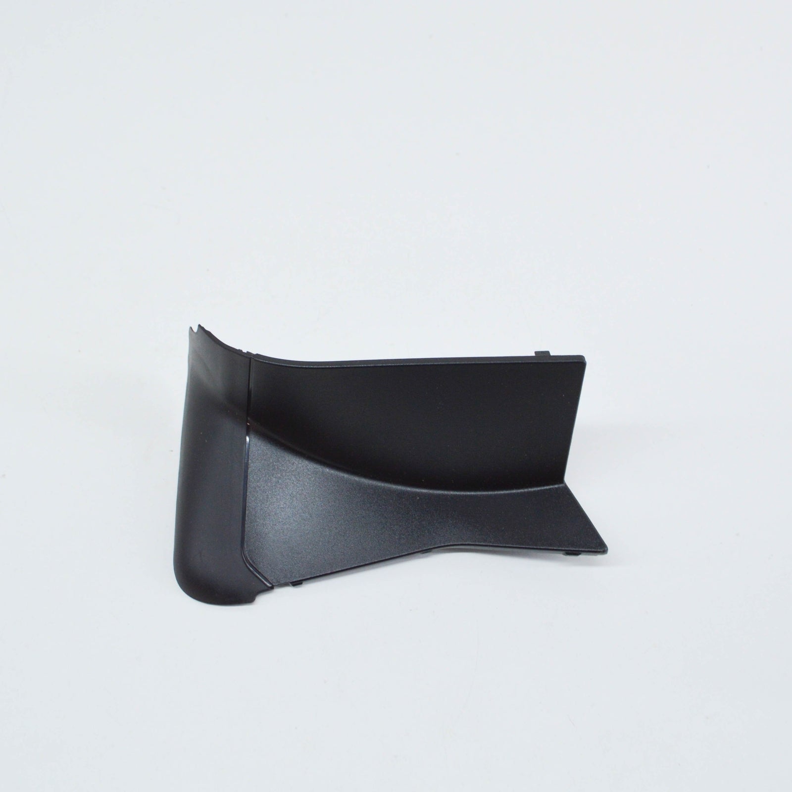 NEW AUDI A5 8W6 REAR LEFT OUTER TAIL LIGHT TRIM 8W8945253 ORIGINAL