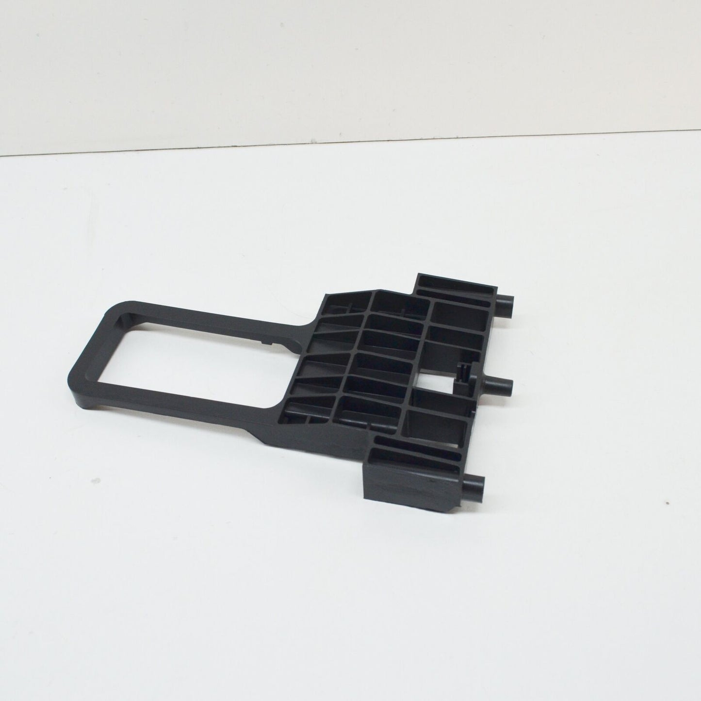 NEW MERCEDES-BENZ SPRINTER W906 BATTERY MOUNT BRACKET A9065410400 ORIGINAL