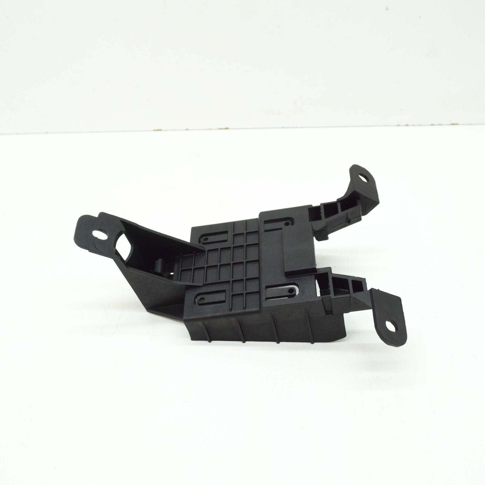 NEW VW TIGUAN AD1 BLIND SPOT DETECTION WARNING SENSOR BRACKET 5NA907456A