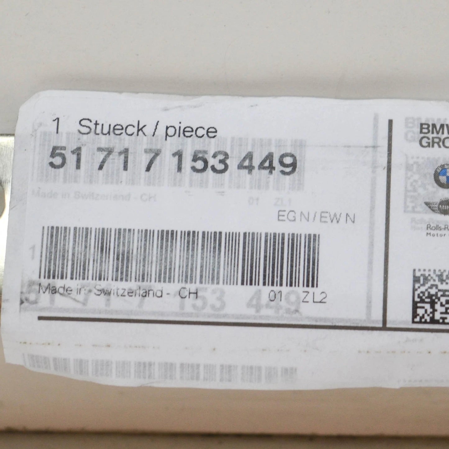 NEW BMW 5 E60 ENGINE BELLY PAN MOUNTING BRACKET 51717153449 ORIGINAL