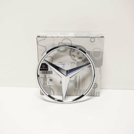 NEW MERCEDES-BENZ C-CLASS W205 RADIATOR GRILLE STAR EMBLEM A0008171016 ORIGINAL