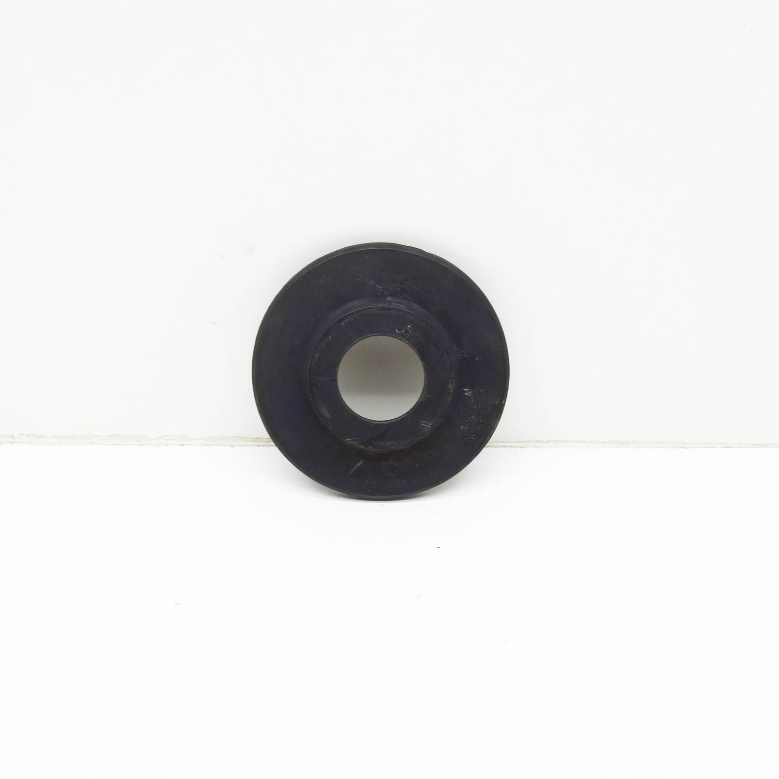 NEW AUDI A3 8V REAR UPPER AXLE SPRING UNDERLAY 5Q0512149B ORIGINAL