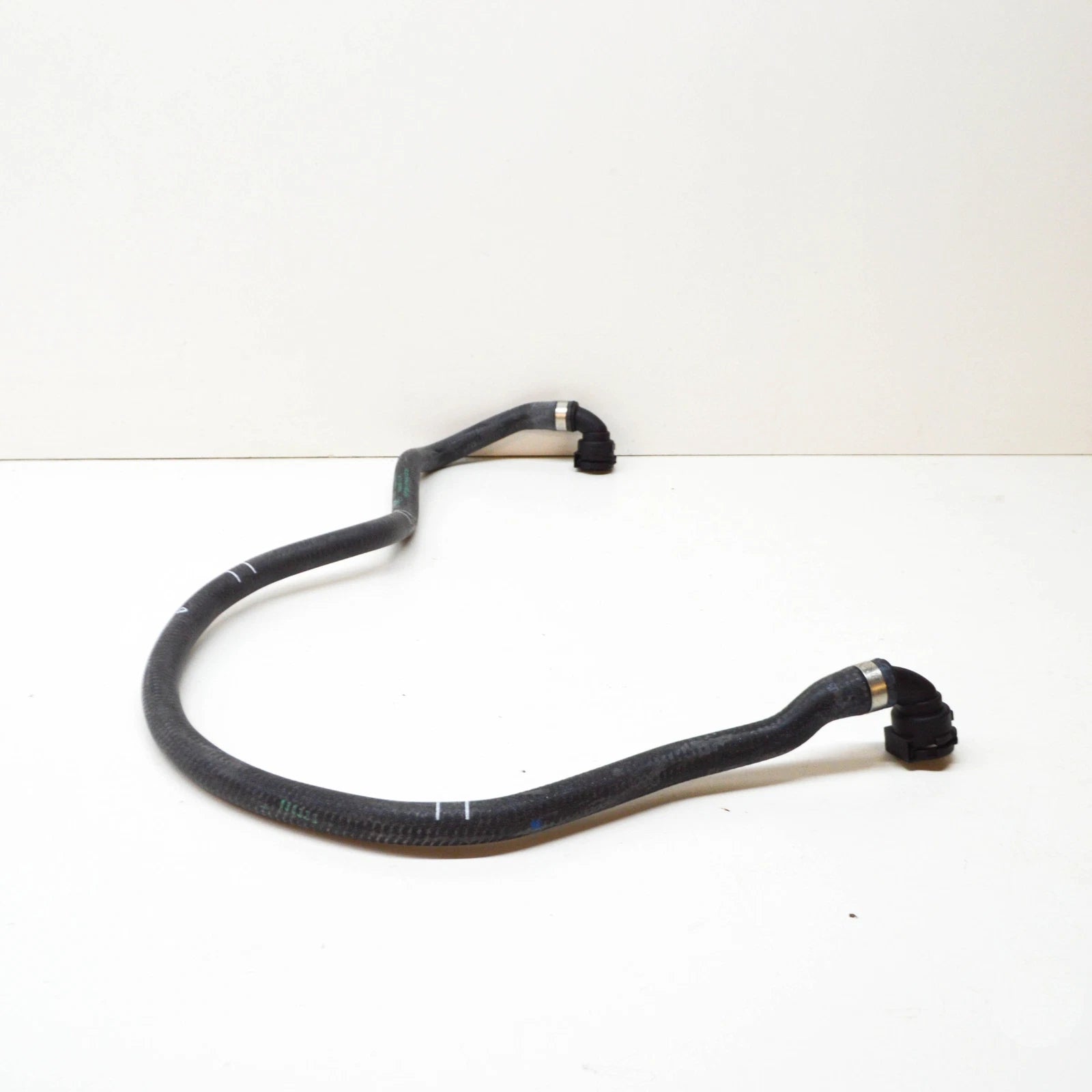 NEW BMW M3 F80 RADIATOR-EXPANSION TANK HOSE 17122284688 2284688 ORIGINAL