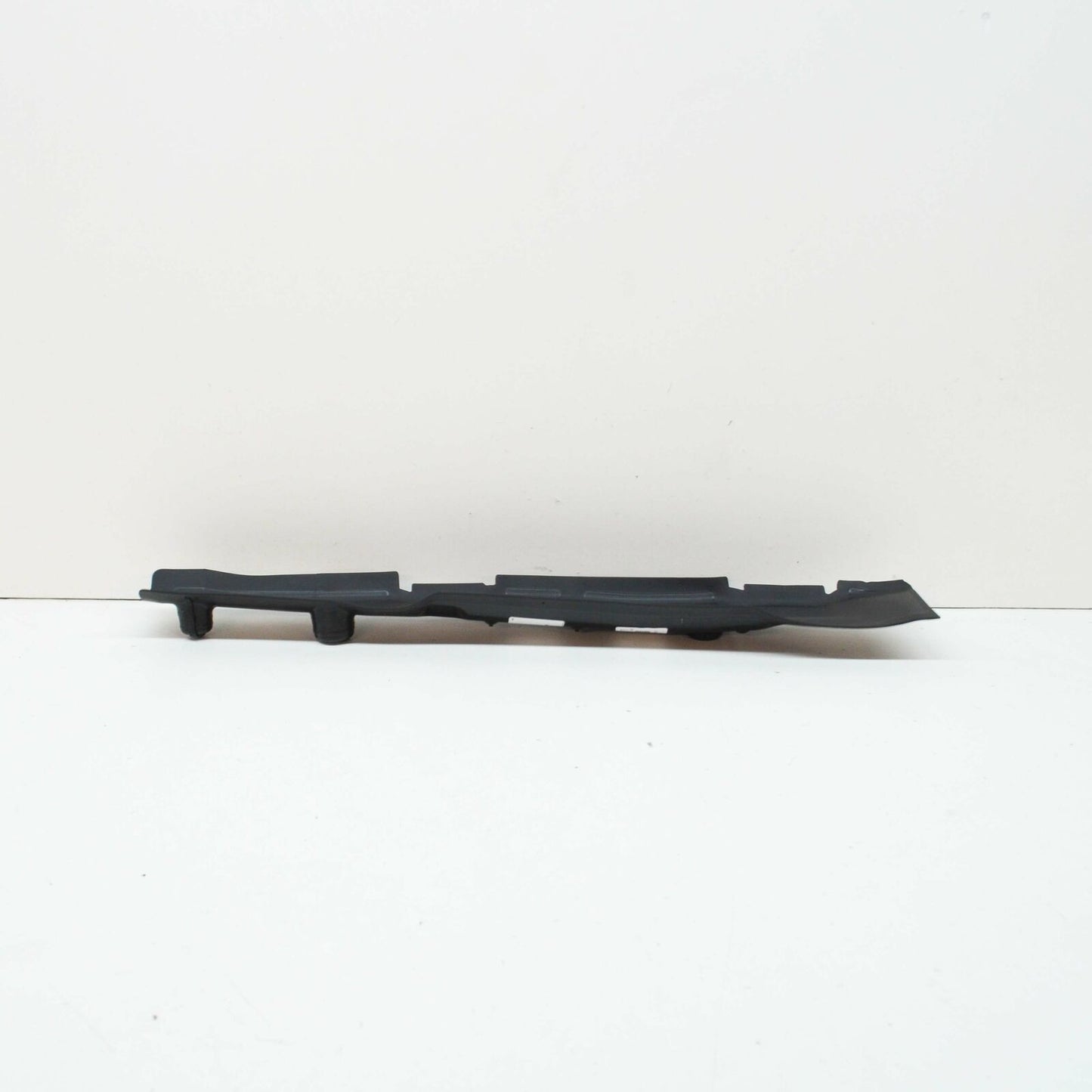 NEW AUDI A5 S5 8W6 FRONT LEFT FENDER WING END PLATE 8W6821111 ORIGINAL