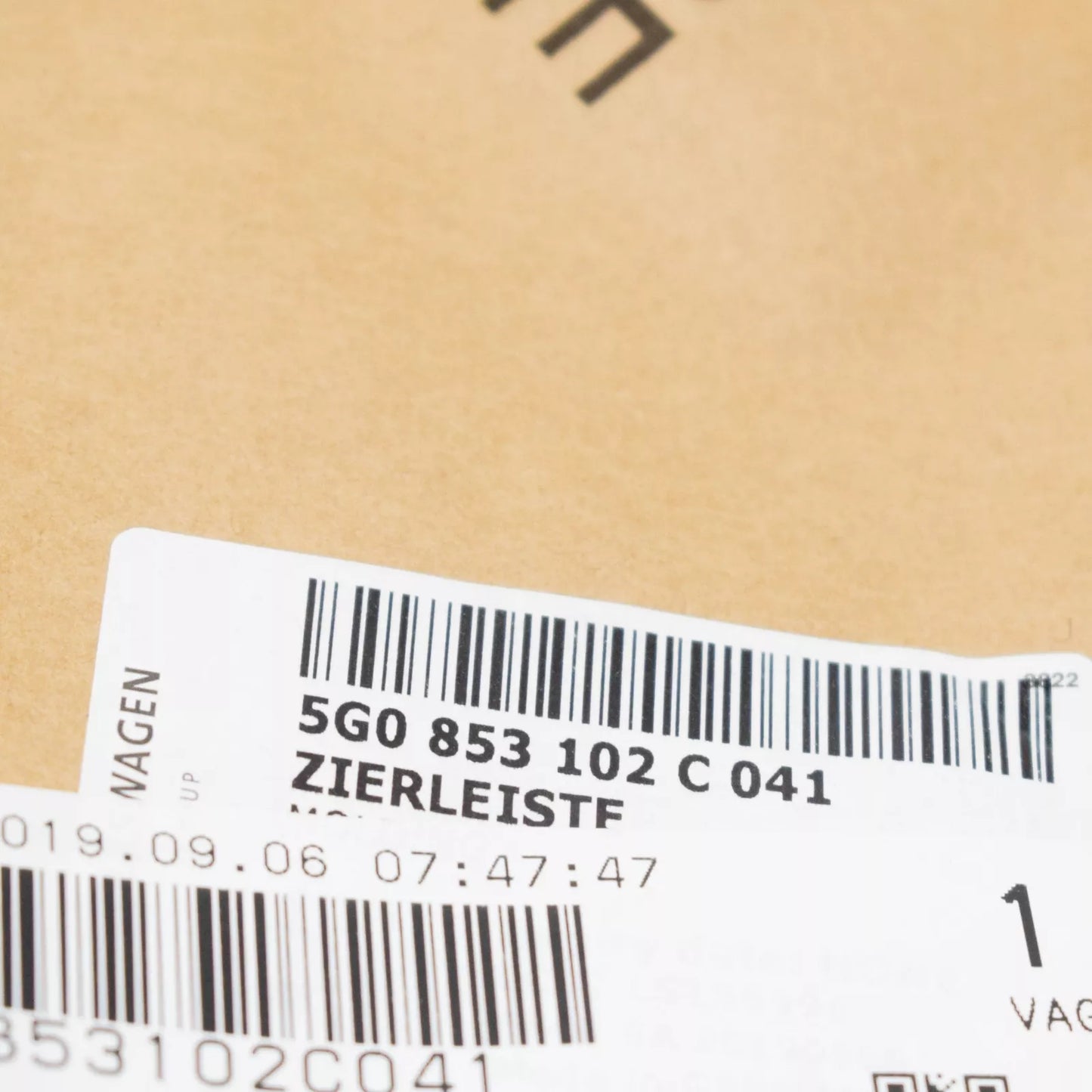 NEW VW GOLF MK7 FRONT BUMPER RIGHT SIDE GRILLE TRIM 5G0853102C041 ORIGINAL