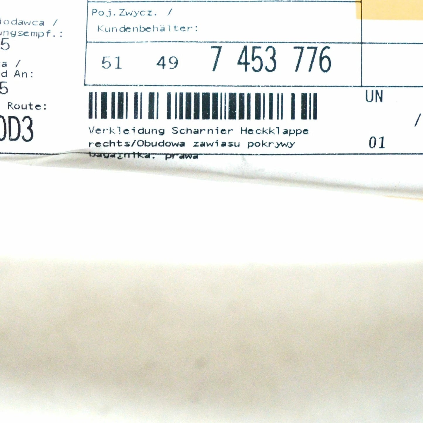 NEW BMW M8 GRAN COUPE G16 REAR RIGHT TRUNK LID HINGE COVER 51497453776 ORIGINAL