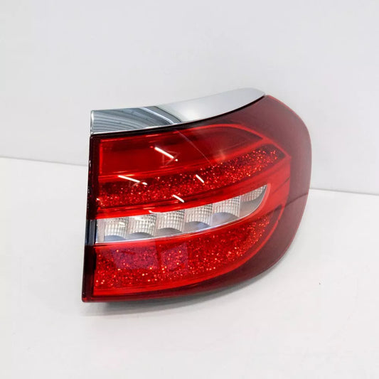 NEW MB E-CLASS T-MODEL S213 REAR RIGHT TAILLIGHT A2139068800 2018 ORIGINAL