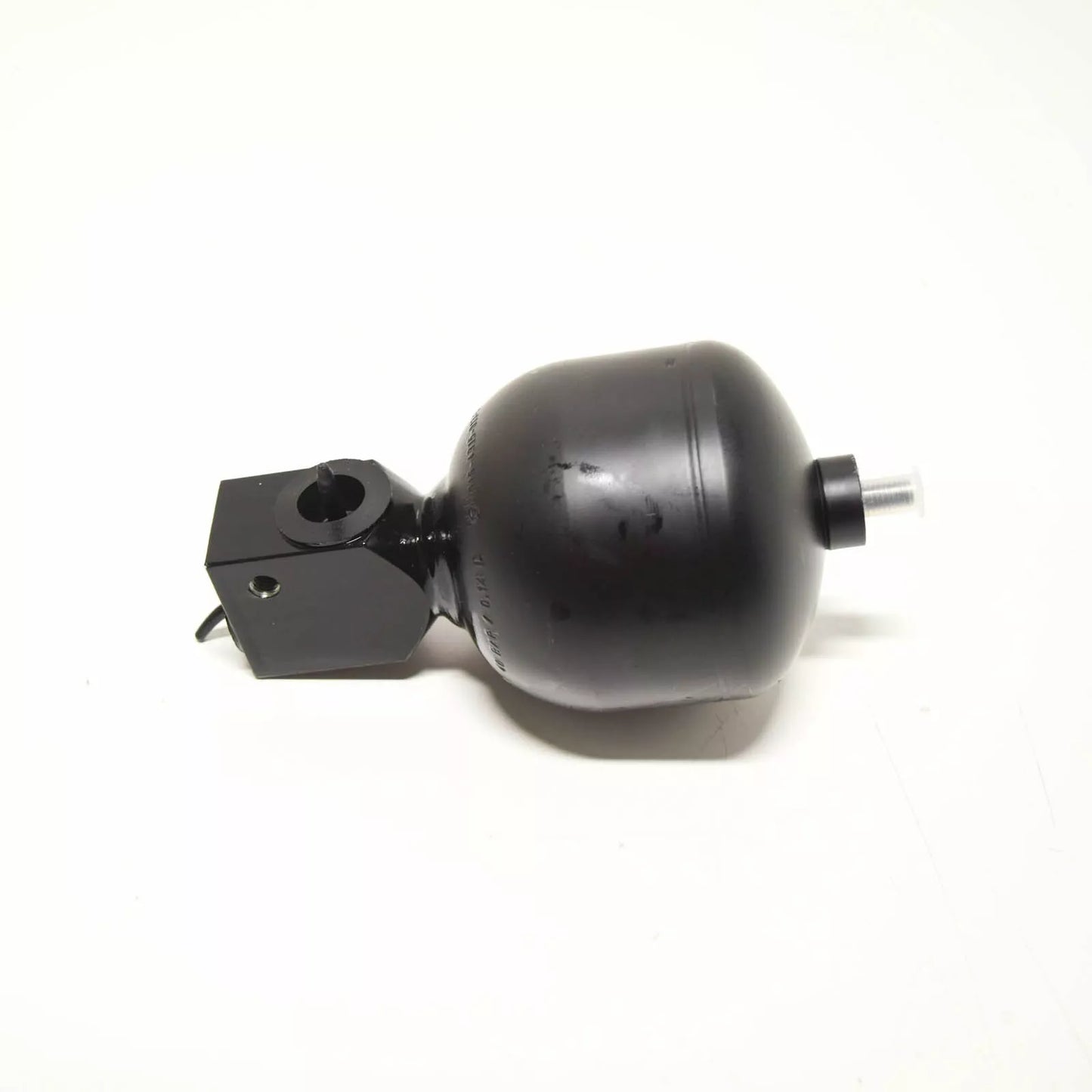 NEW MB CL C215 ABC SUSPENSION ACCUMULATOR A2203200415