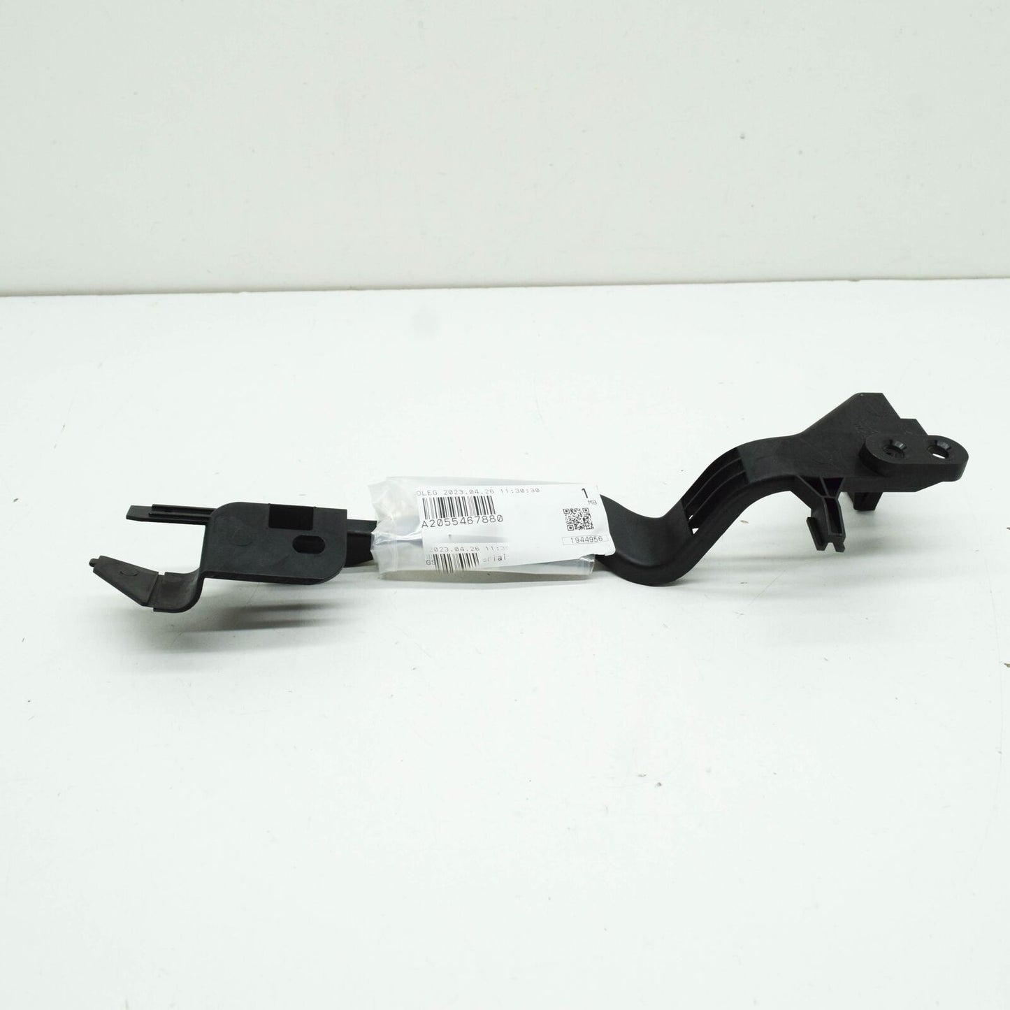 NEW MERCEDES-BENZ E W213 FRONT RIGHT AXLE CABLE DUCT A2055467880 ORIGINAL