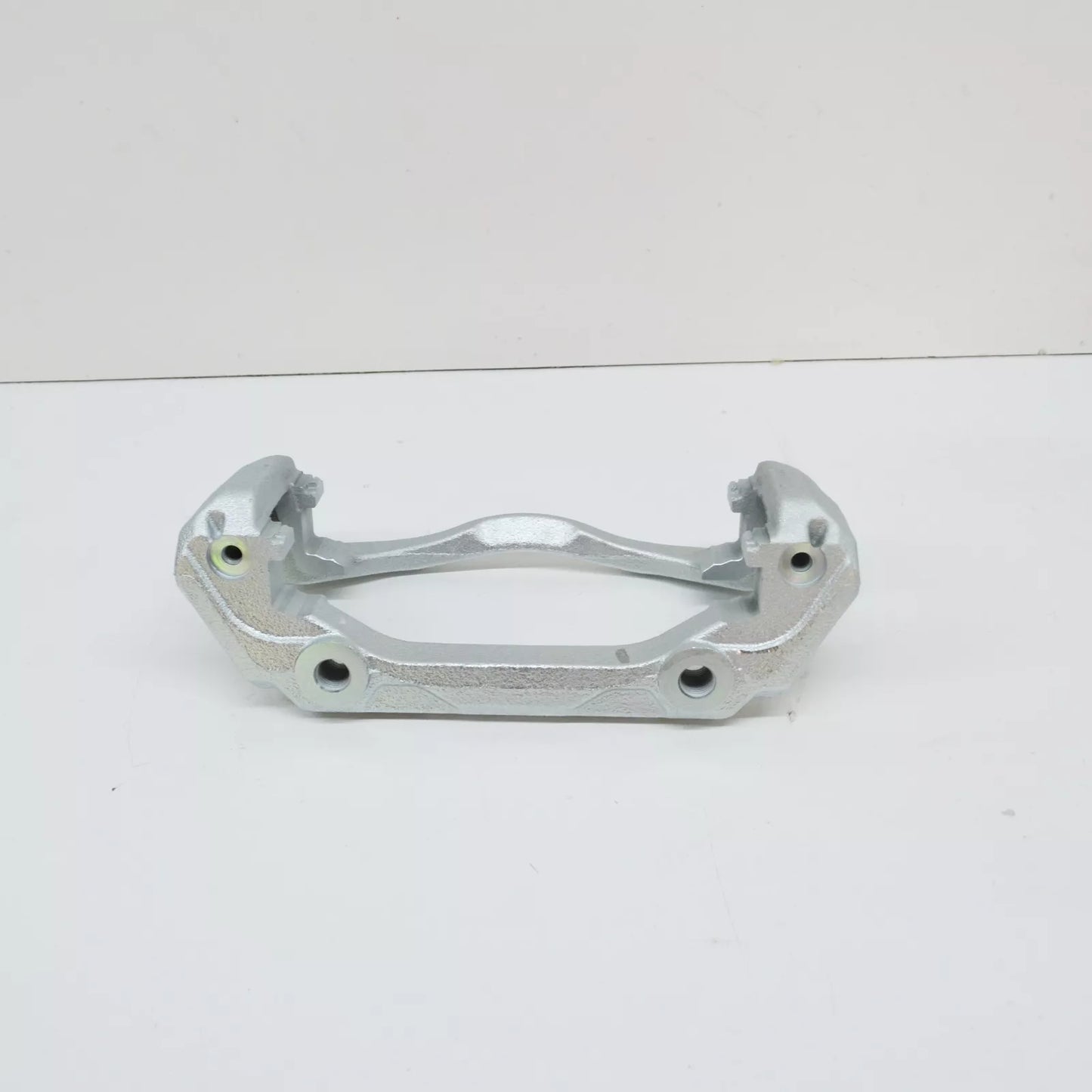 NEW MERCEDES-BENZ VITO W447 FRONT WHEEL BRAKE CARRIER A4474200015 ORIGINAL