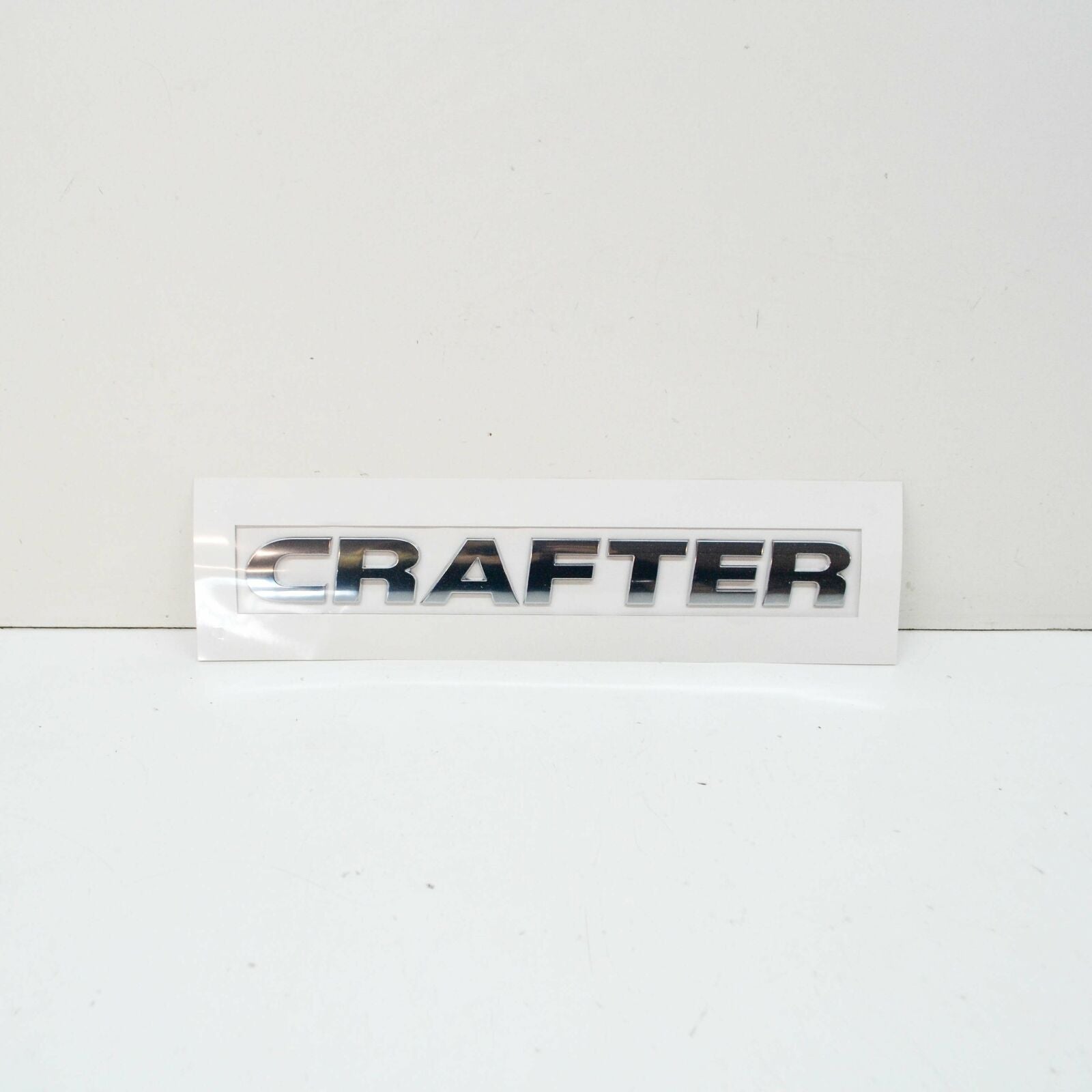 NEW VOLKSWAGEN CRAFTER MK2 REAR INSCRIPTION BADGE 2E0853687A2ZZ ORIGINAL