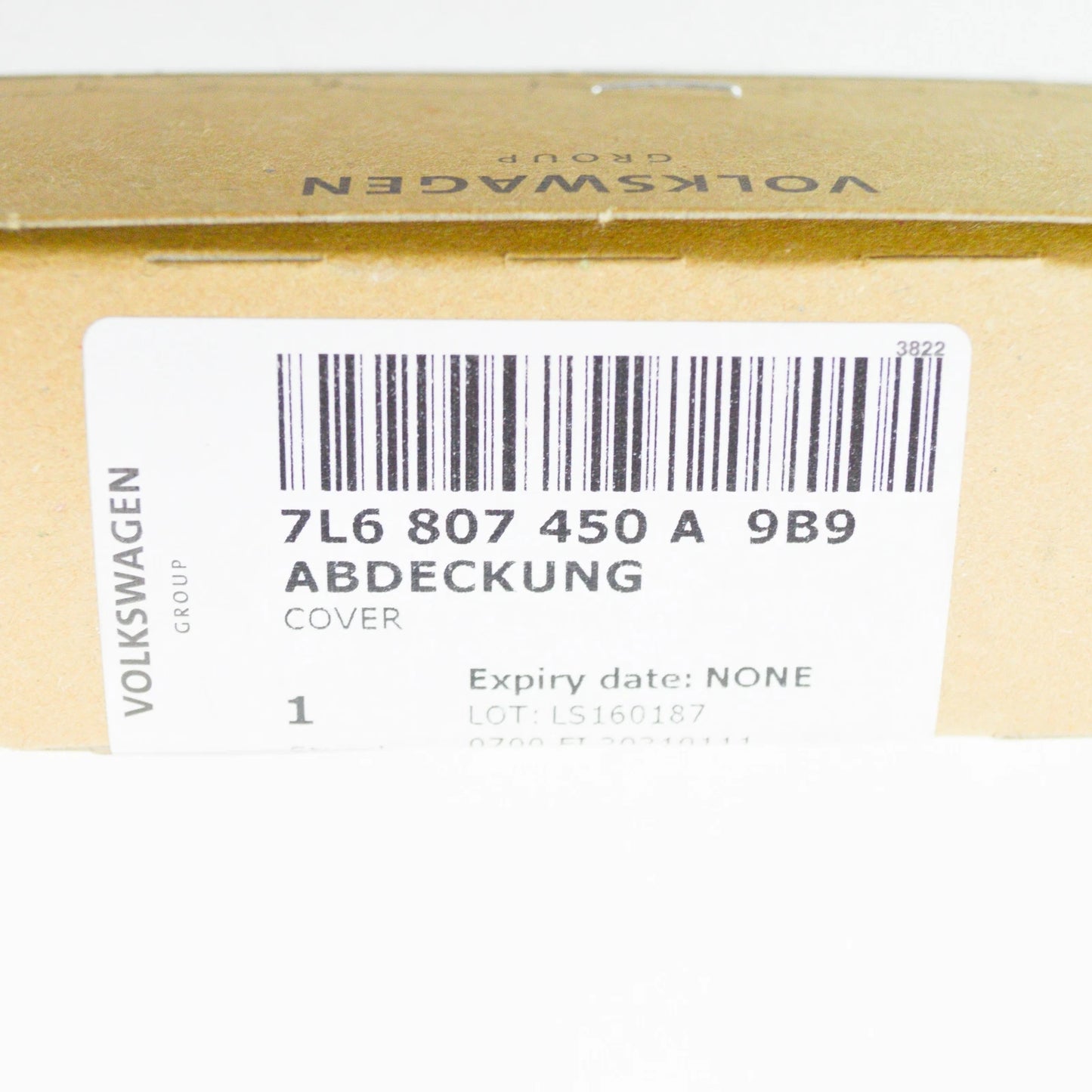 NEW VW TOUAREG 7L REAR BUMPER RIGHT TOW HOOK EYE CAP 7L6807450A9B9 ORIGINAL