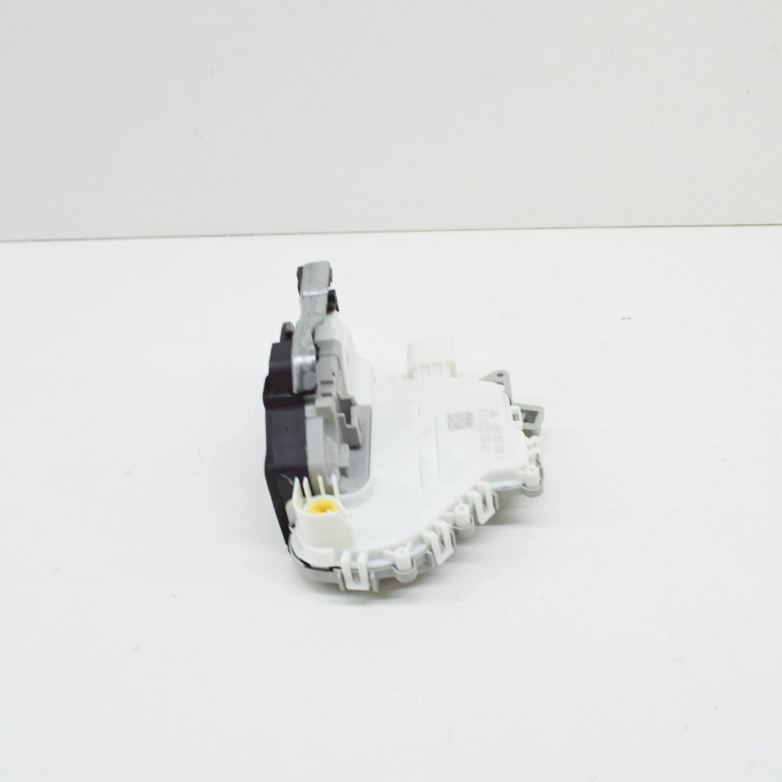 NEW AUDI A1 8X FRONT LEFT DOOR LOCK LHD 8J1837015F ORIGINAL