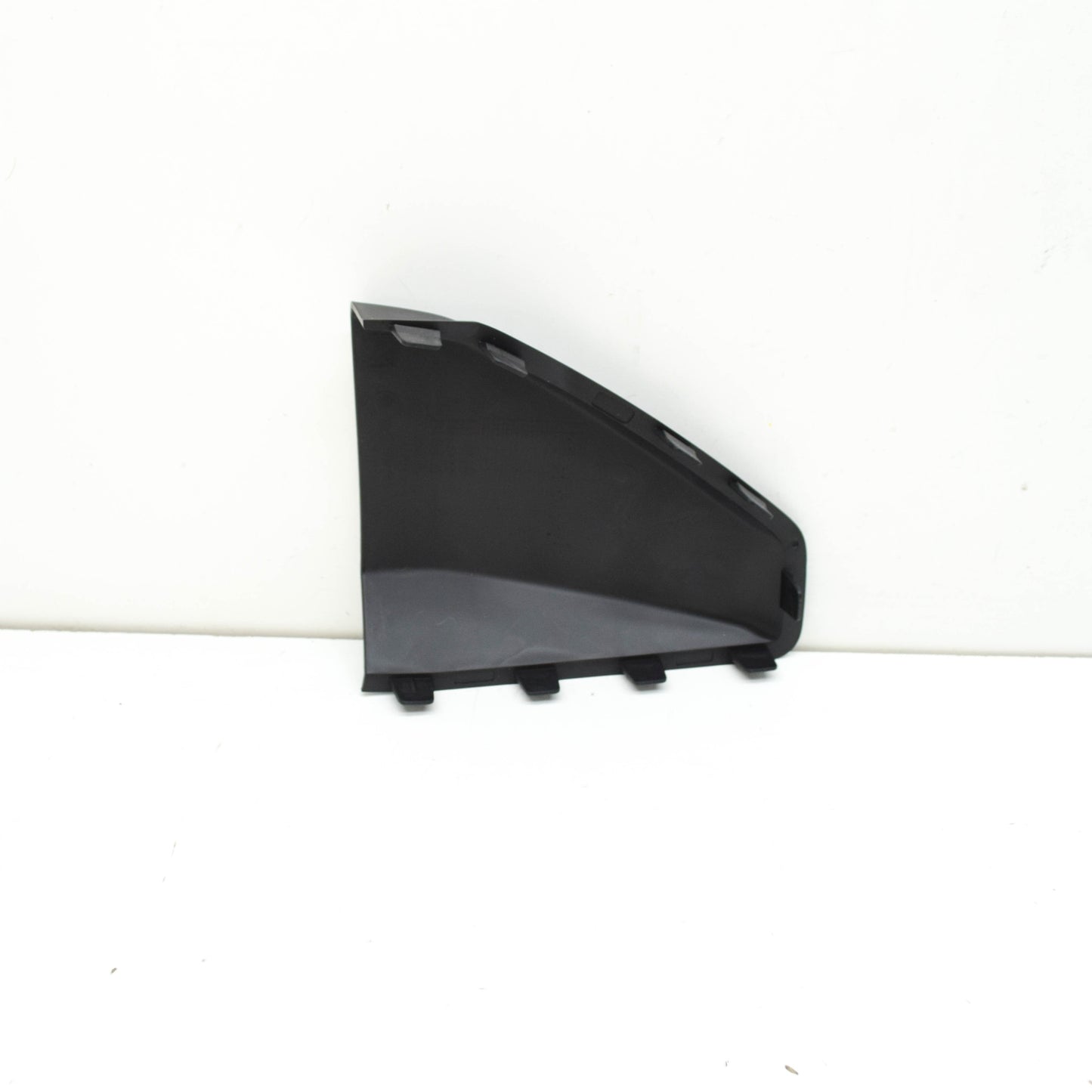 NEW AUDI A3 SPORTBACK 8YA FRONT LEFT AIR GUIDE 8Y0807605 ORIGINAL