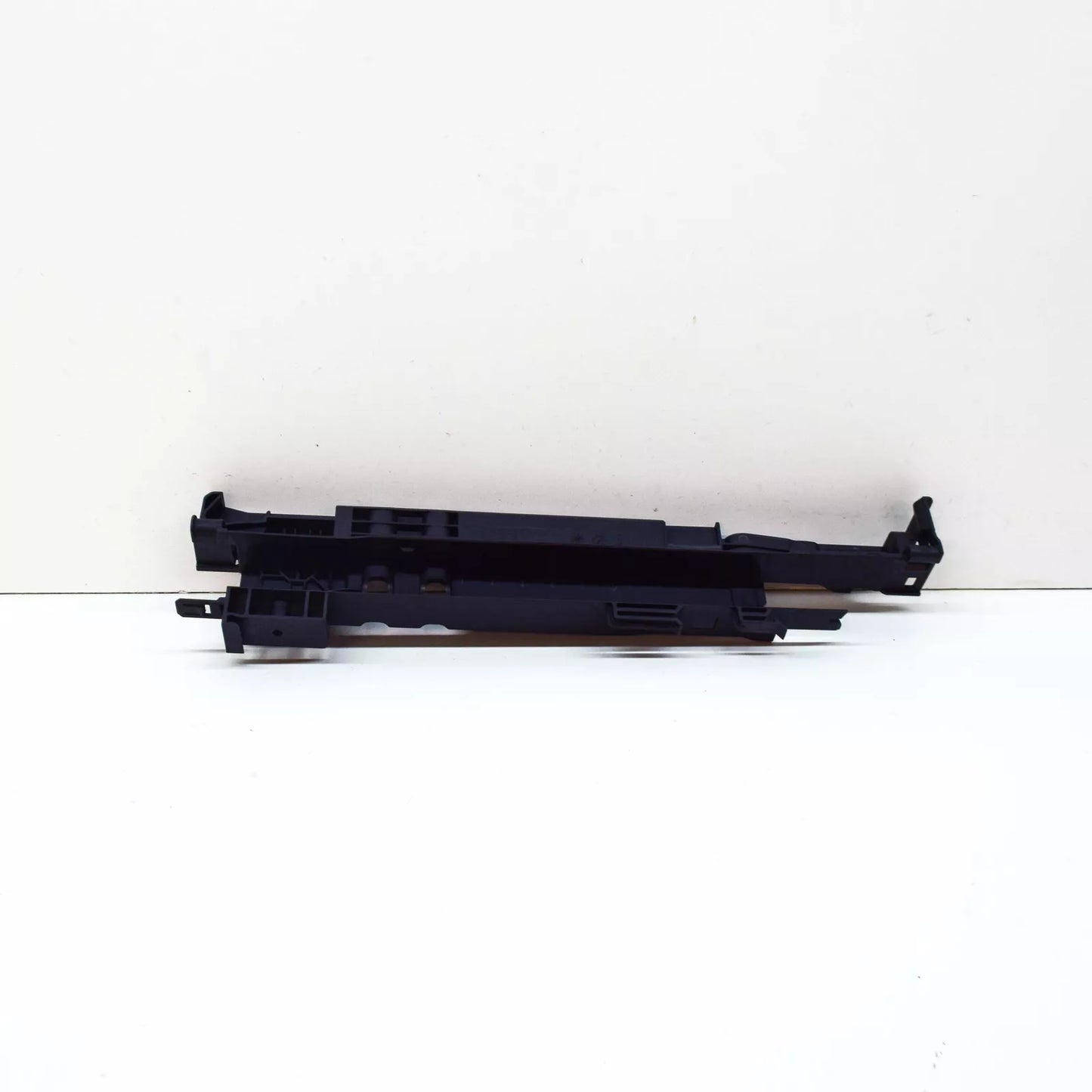 NEW BMW M4 COUPE G82 FRONT RADIATOR LEFT COVERING 17118095287 8095287 ORIGINAL