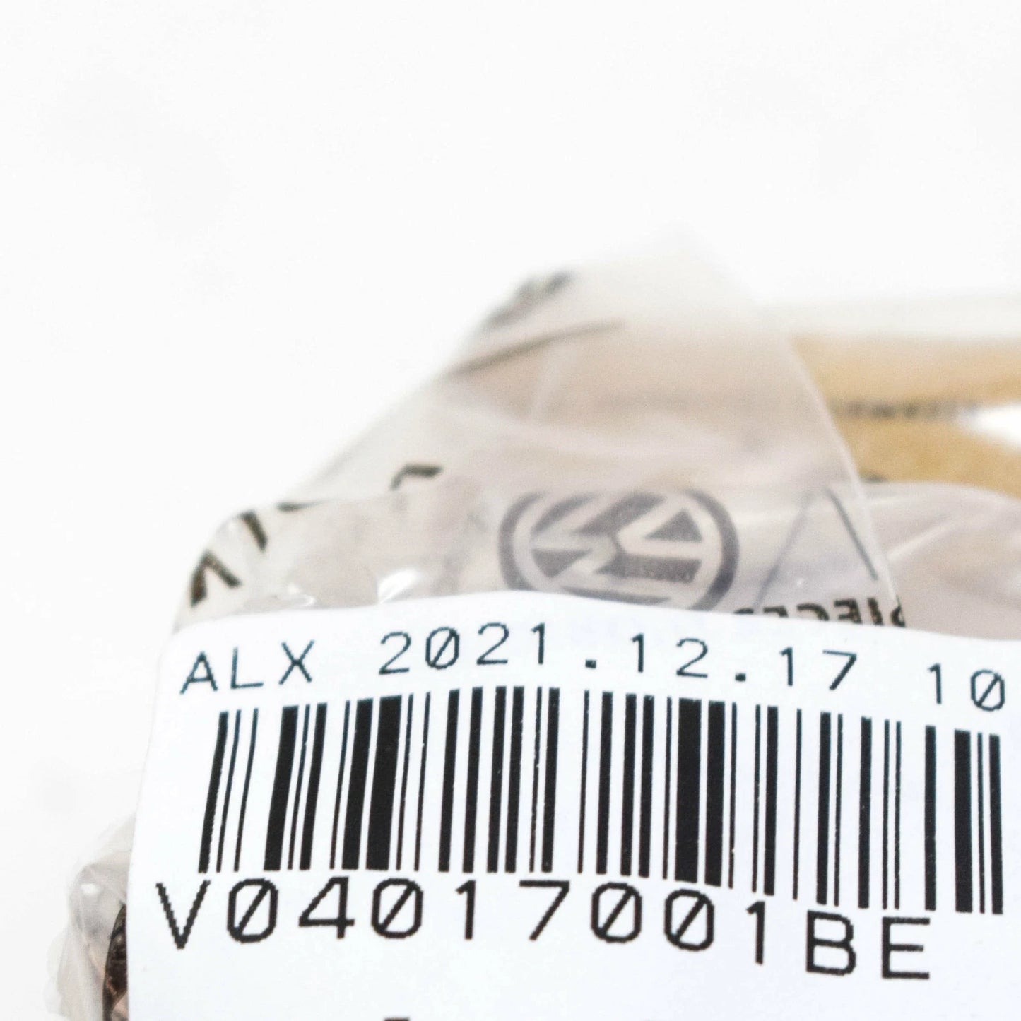 NEW AUDI A5 S5 8W6 FRONT REAR WHEEHOUSING LINER HARDWARE SET V04017001BE