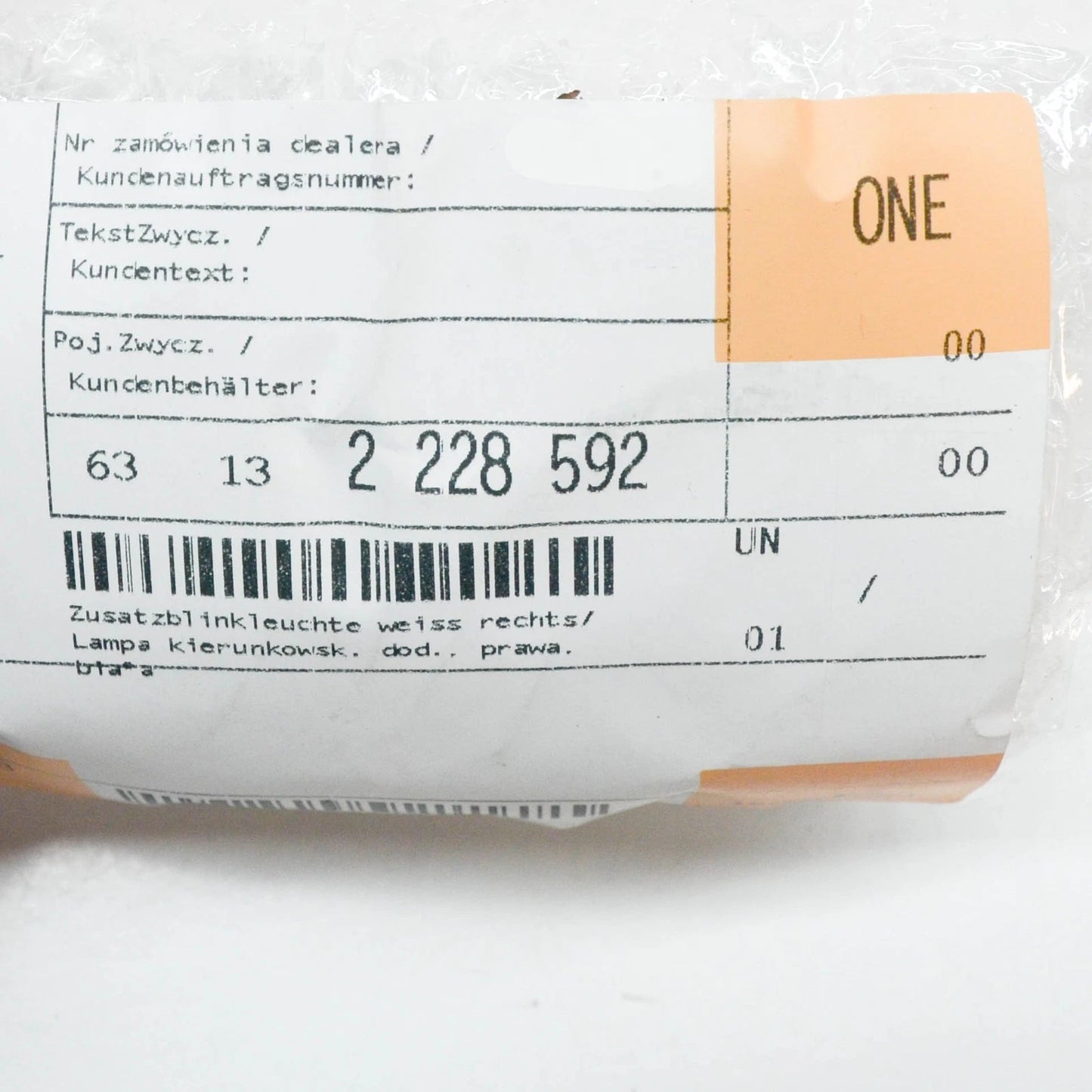 NEW BMW 3 E46 FRONT RIGHT WHITE TURN INDICATOR LAMP 63132228592 2228592 ORIGINAL