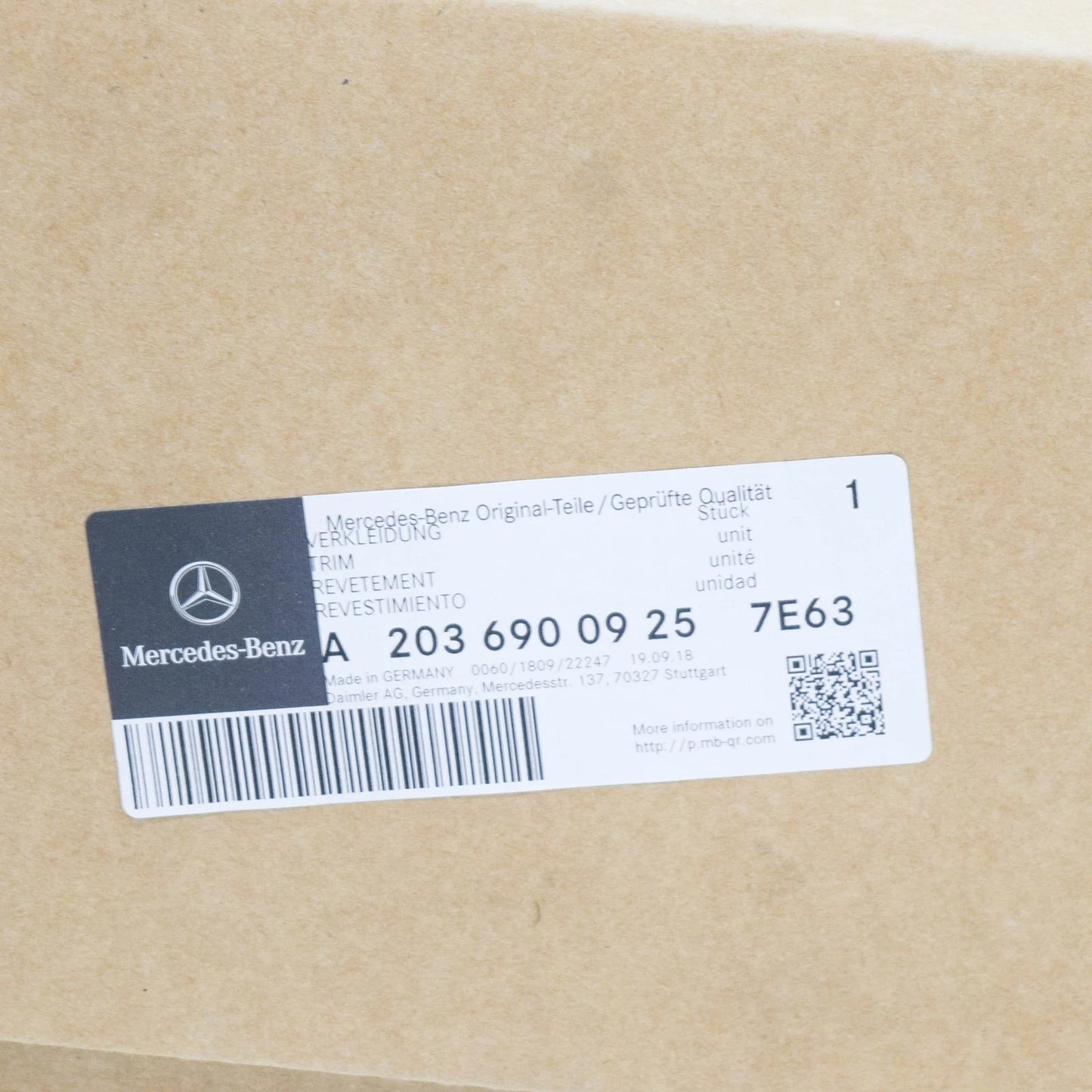 NEW MERCEDES-BENZ C W203 LEFT A-PILLAR TRIM A20369009257E63 ORIGINAL