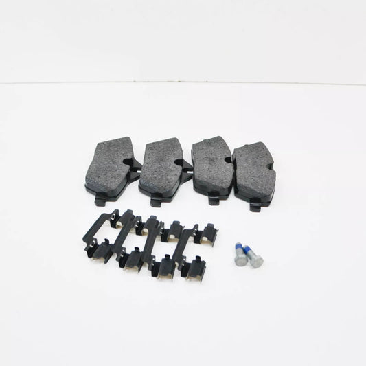 NEW BMW FRONT BRAKE PADS REPAIR KIT E81/E82/E87/E88 1 6774050 34116774050