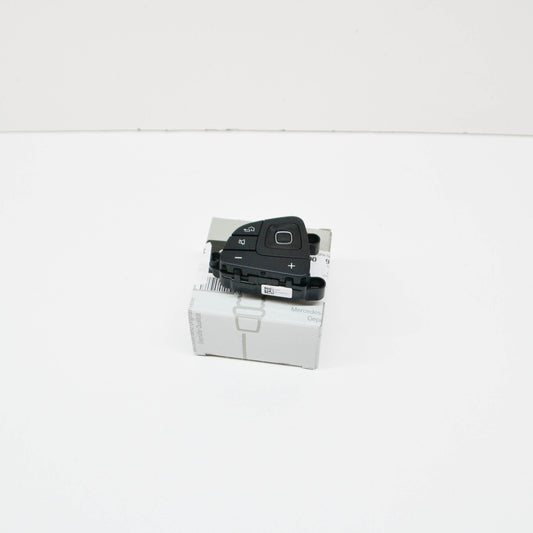 NEW MERCEDES-BENZ E COUPE C238 LEFT STEERING WHEEL SWICH A09990562009107