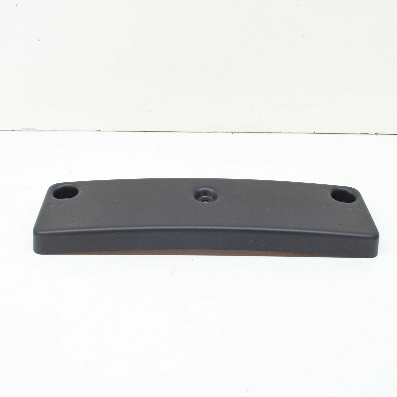 NEW MB C COUPE C205 FRONT BUMPER LICENSE NUMBER HOLDER A2058803705 ORIGINAL