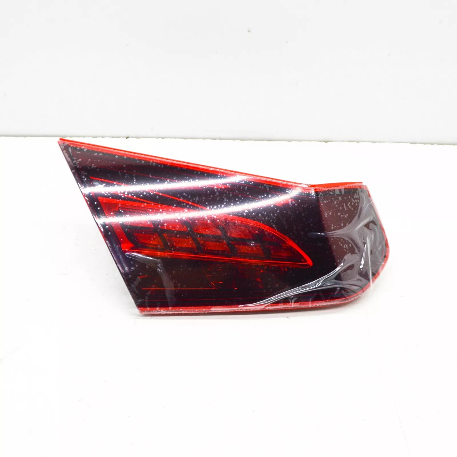 NEW MERCEDES-BENZ E W213 REAR LEFT TAILGATE TAILLIGHT A2139068305