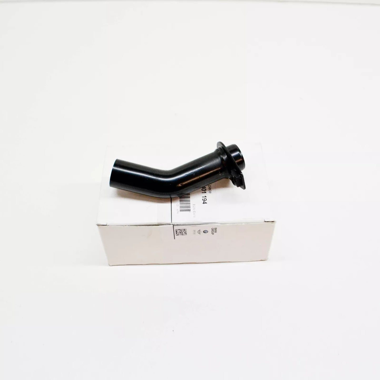 NEW BMW M3 E36 CRANKCASE VENTILATION OIL SEPARATOR VENT PIPE 11151401194