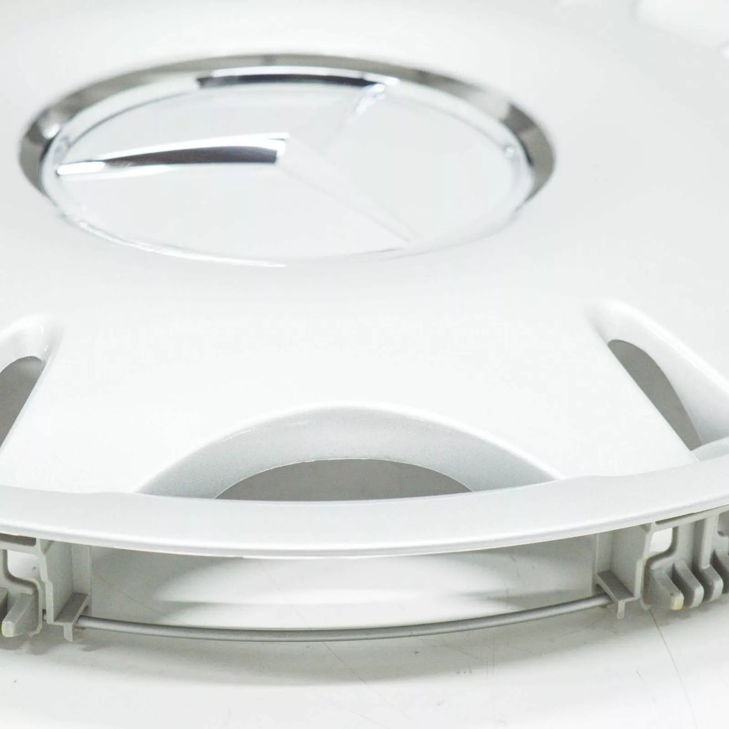 NEW MERCEDES-BENZ VITO W639 WHEEL HUB CAP A6394000025 ORIGINAL