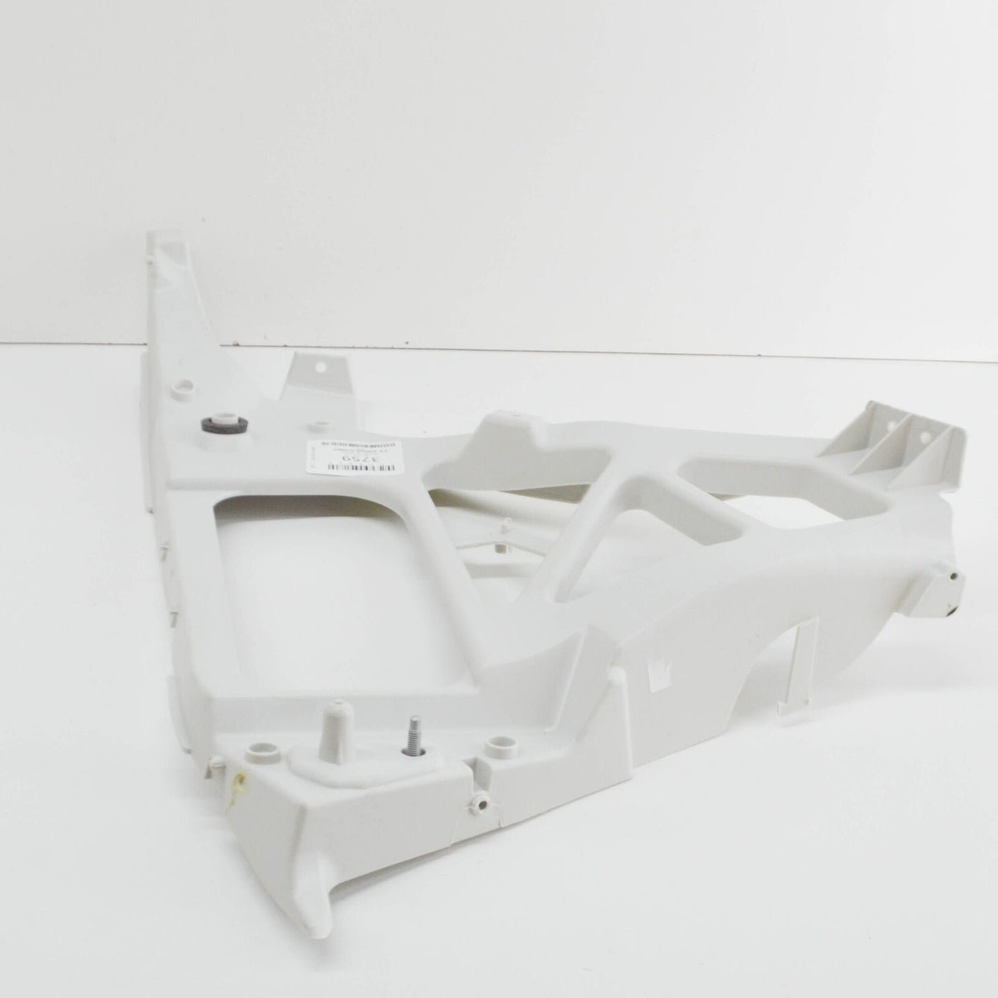 new ford focus mk2 estate rear right bumper mounting bracket 1373848 original