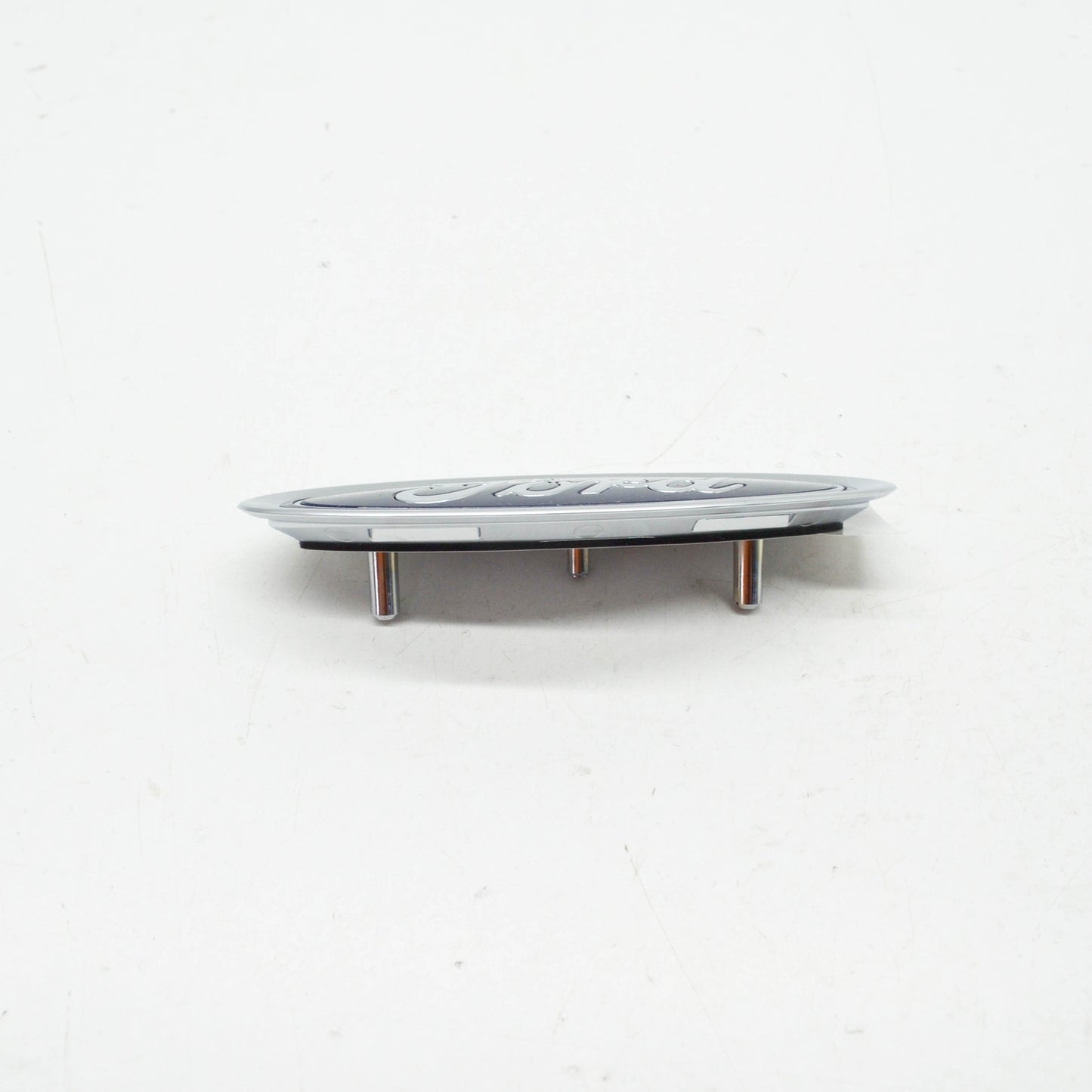 new ford mondeo mk5 oval emblem badge 5212690 ds73-8b262-ac original