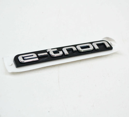NEW AUDI A3 S 8V E-TRON FRONT RADIATOR GRILLE EMBLEM BADGE 8V4853736A2ZZ