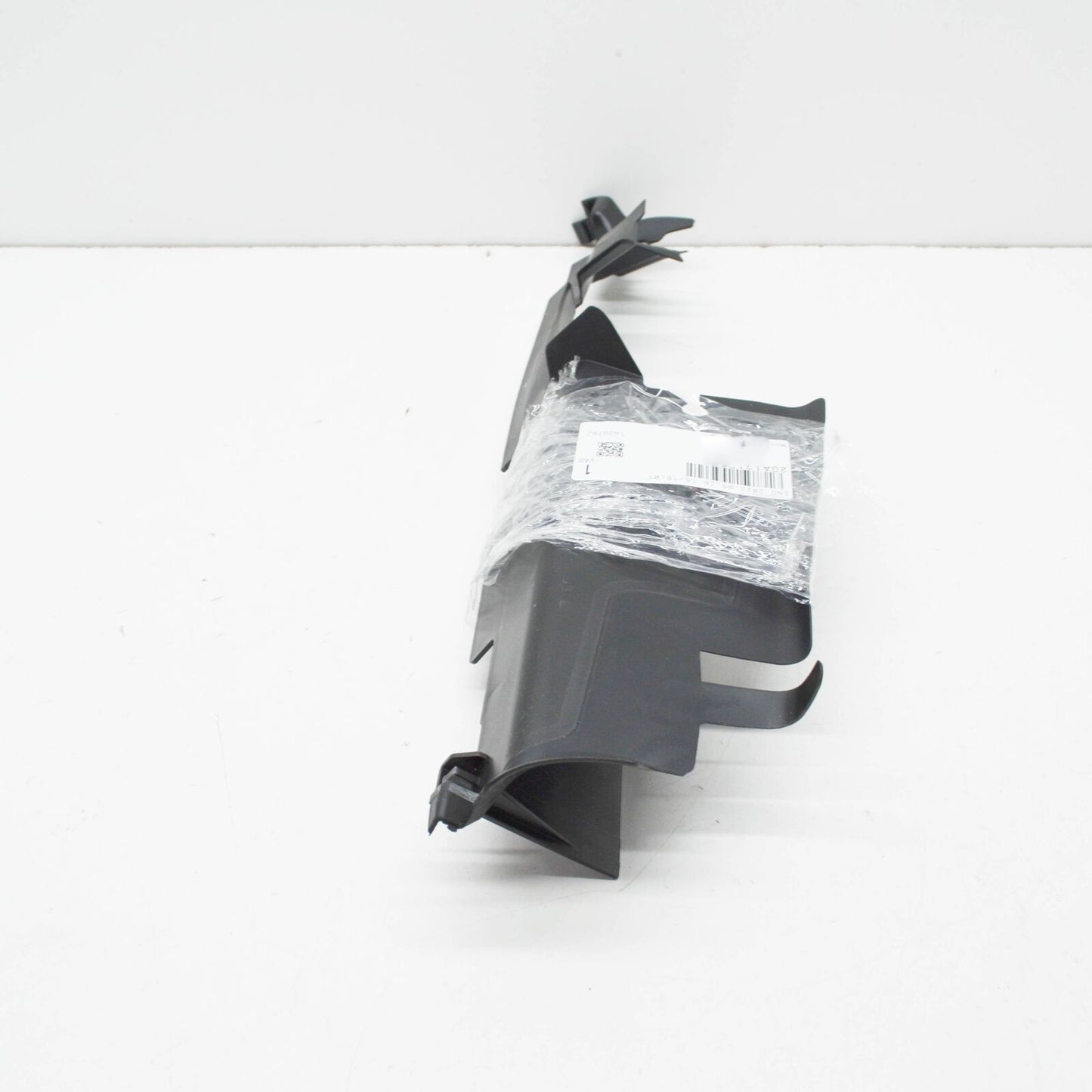 NEW VOLKSWAGEN T-ROC A11 RADIATOR AIR DUCT GUIDE 2GA121283B ORIGINAL