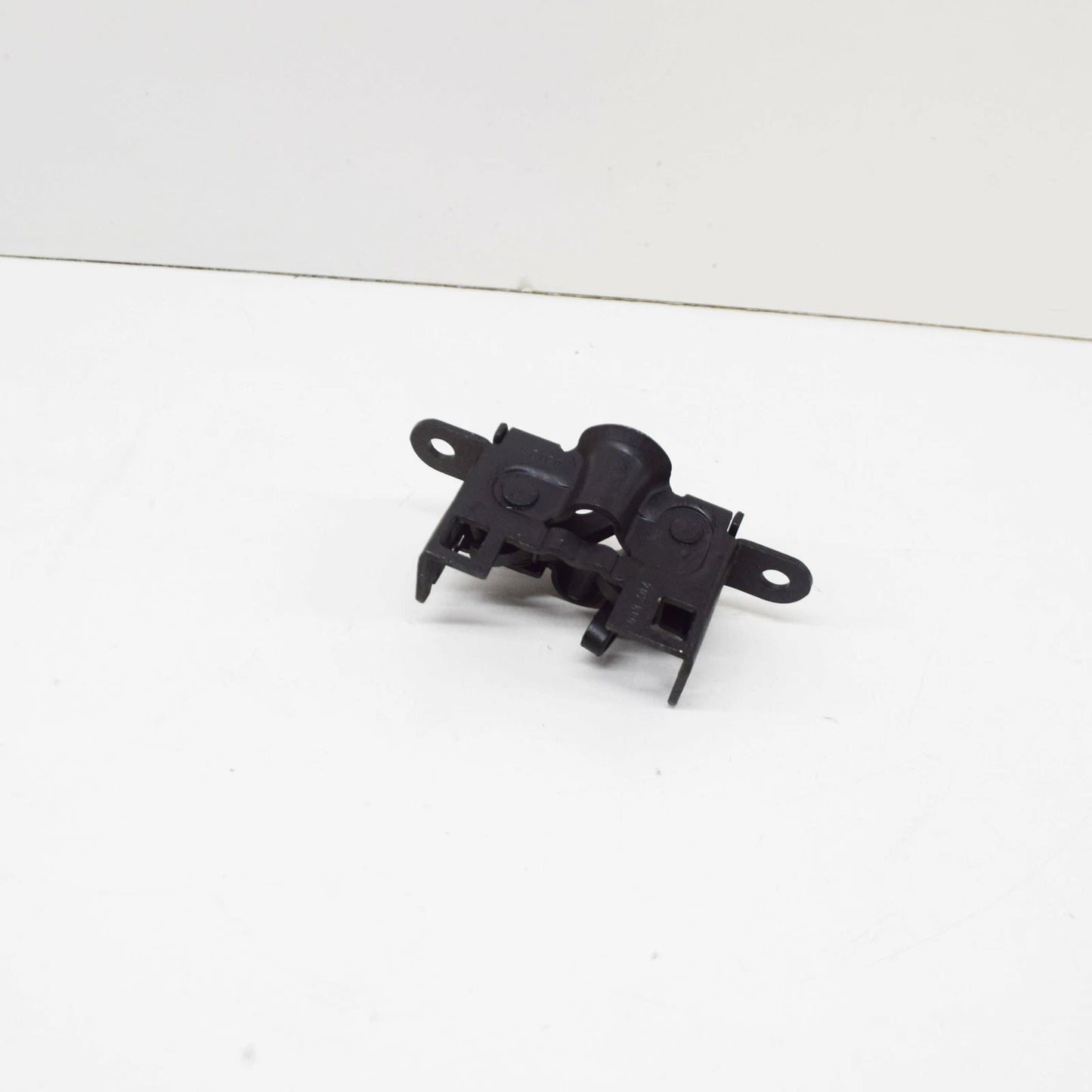 NEW MERCEDES-BENZ SL R129 ENGINE HOOD CATCH LOWER PART A2028800460