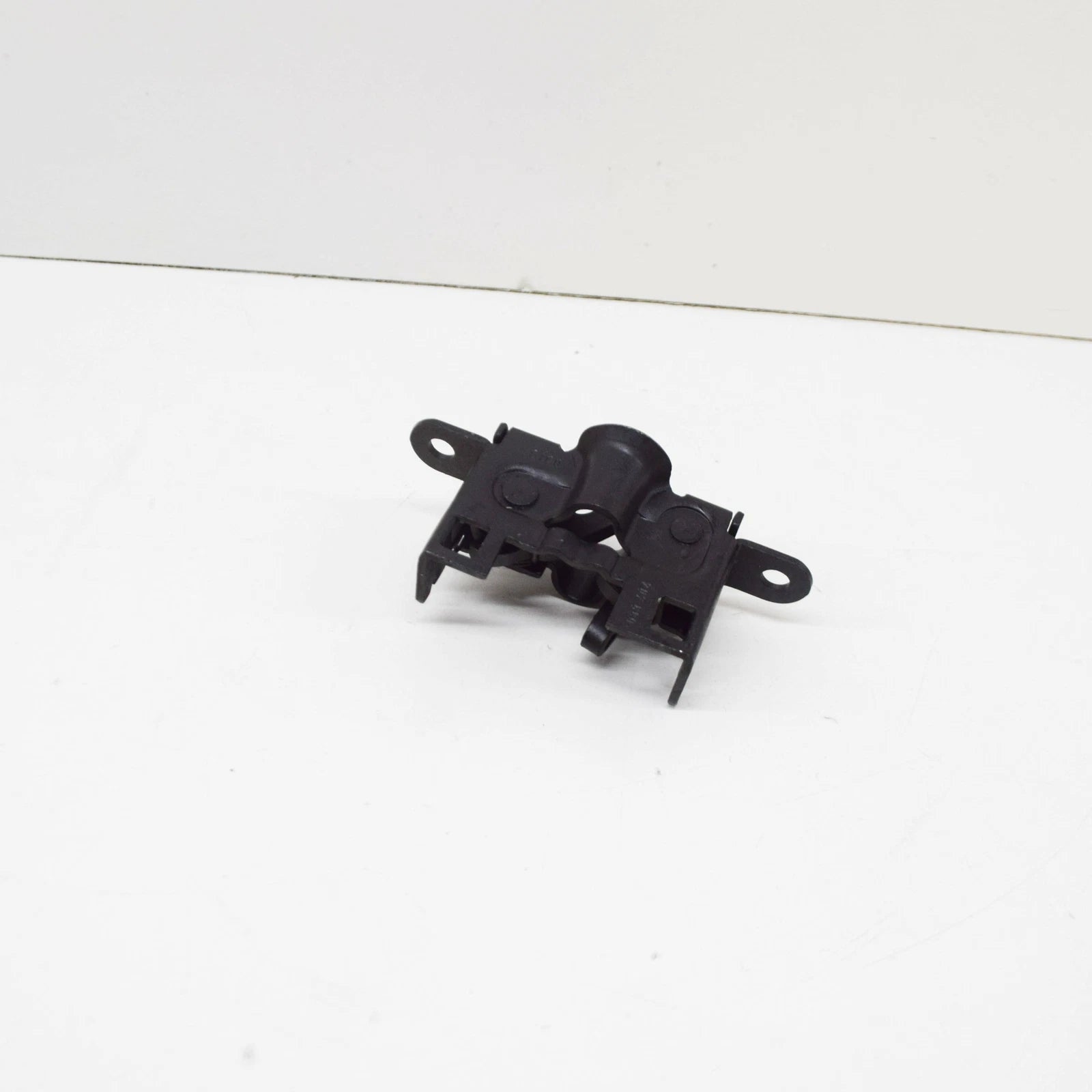 NEW MERCEDES-BENZ SL R129 ENGINE HOOD CATCH LOWER PART A2028800460
