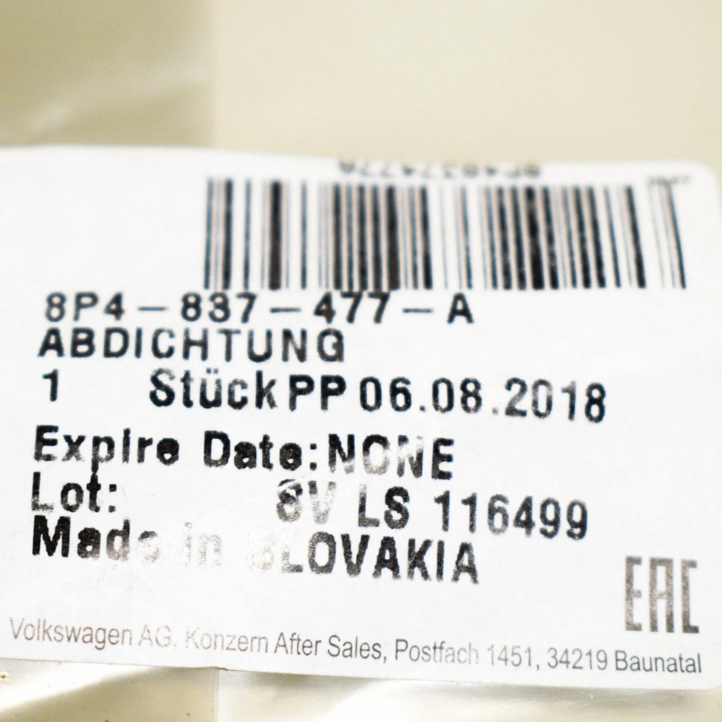 NEW AUDI A3 8P FRONT LEFT OUTER WINDOW APERTURE SEAL 8P4837477A