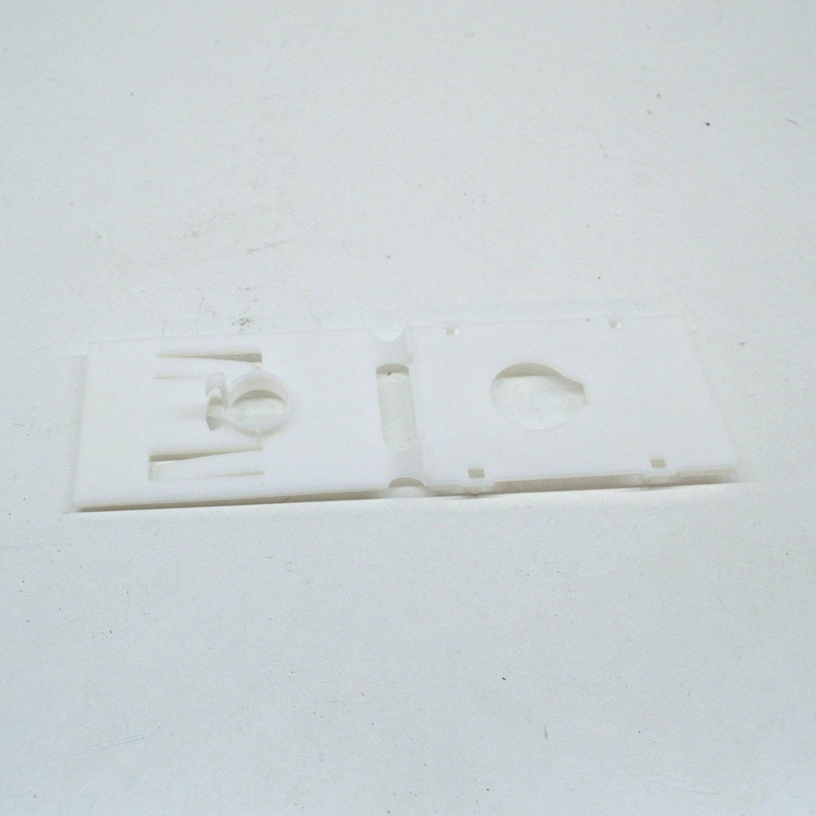 NEW BMW Z4 E85 FRONT DOOR WINDOW LIFTING SLIDING PIECE 51337114596 ORIGINAL