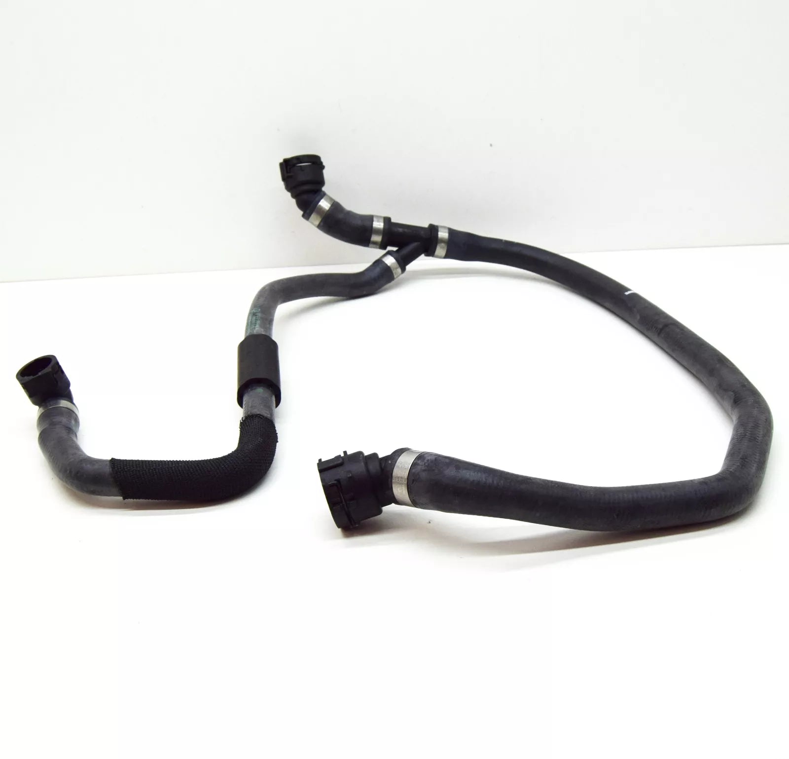 NEW BMW M3 F80 RIGHT SIDE RADIATOR COOLANT HOSE 17122284691 2284691 ORIGINAL