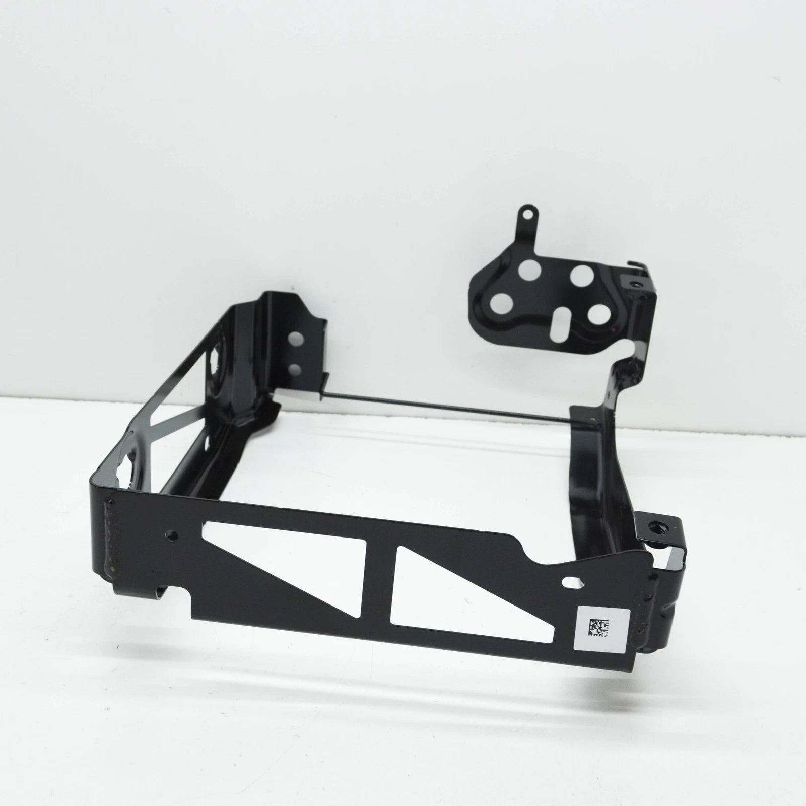 NEW BMW M4 COUPE G82 FRONT RIGHT HEADLIGHT MOUNT PLATE 51118071636 ORIGINAL