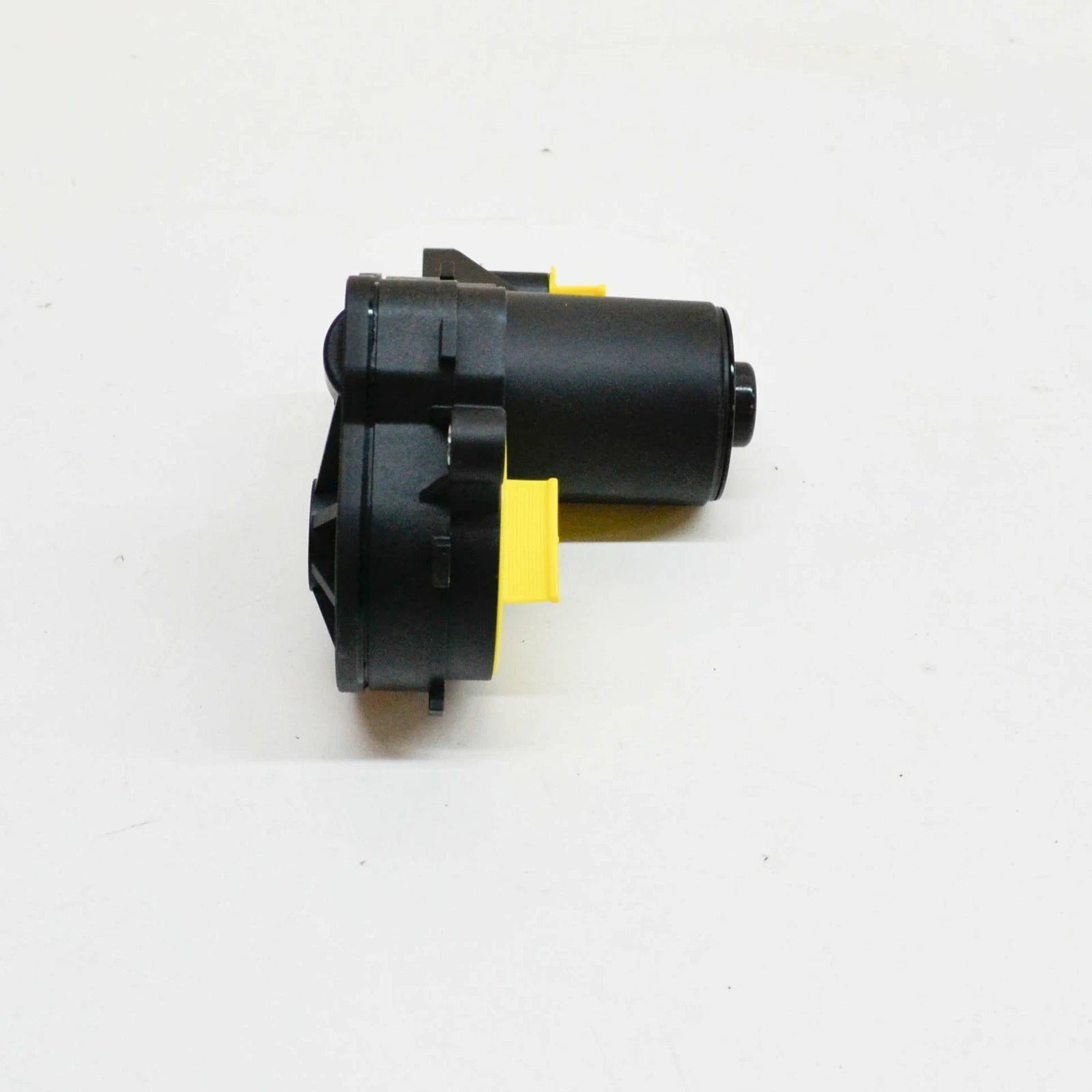 NEW MERCEDES-BENZ C W205 REAR WHEEL BRAKE RIGHT ACTUATOR A0009061303
