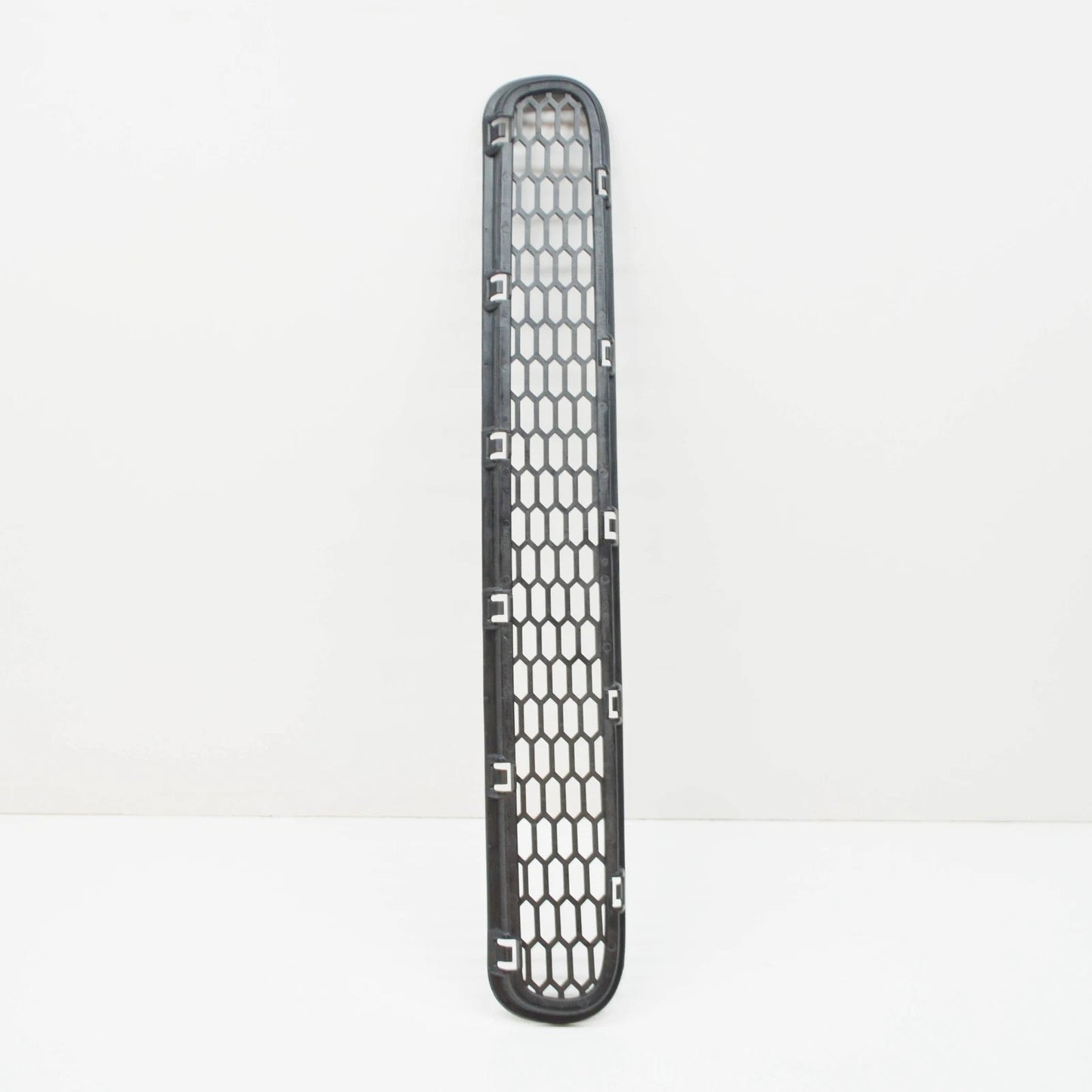 NEW BMW M3 COUPE E92 REAR BUMPER CENTER M GRILLE 51128040877 ORIGINAL