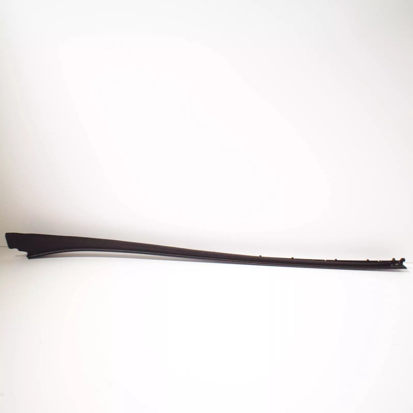 NEW MB C A205 LEFT WINDSCREEN WATER DEFLECTOR TRIM A2056901782 ORIGINAL