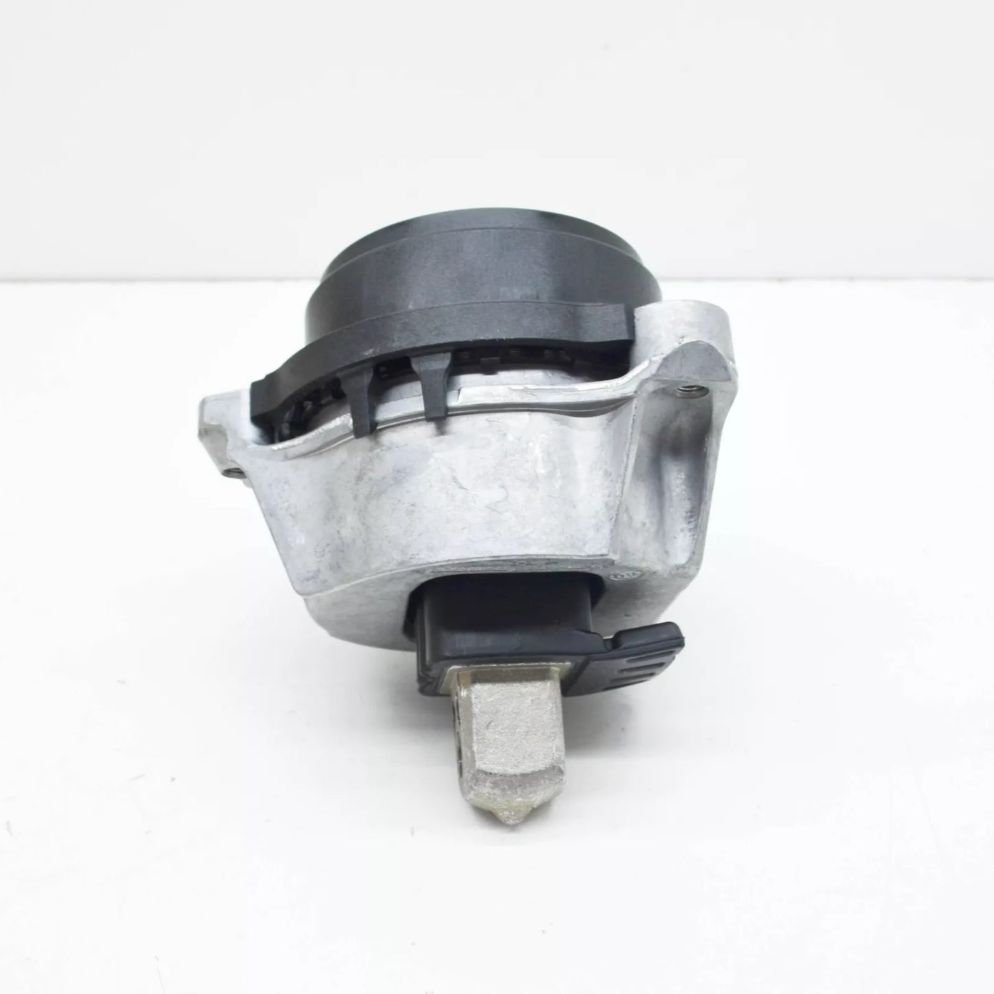NEW BMW M4 COUPE G82 LEFT SIDE ENGINE MOUNT 8097149 22118097149 ORIGINAL