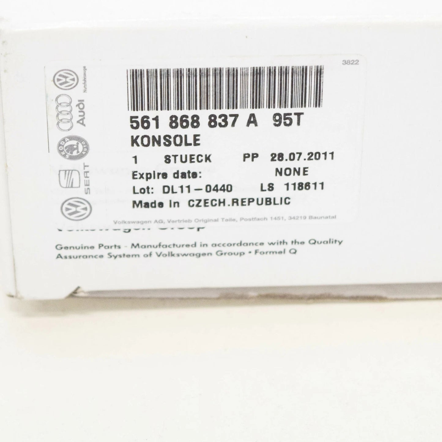 NEW VOLKSWAGEN JETTA MK6 INTERIOR ROOF CONSOLE 561868837A95T