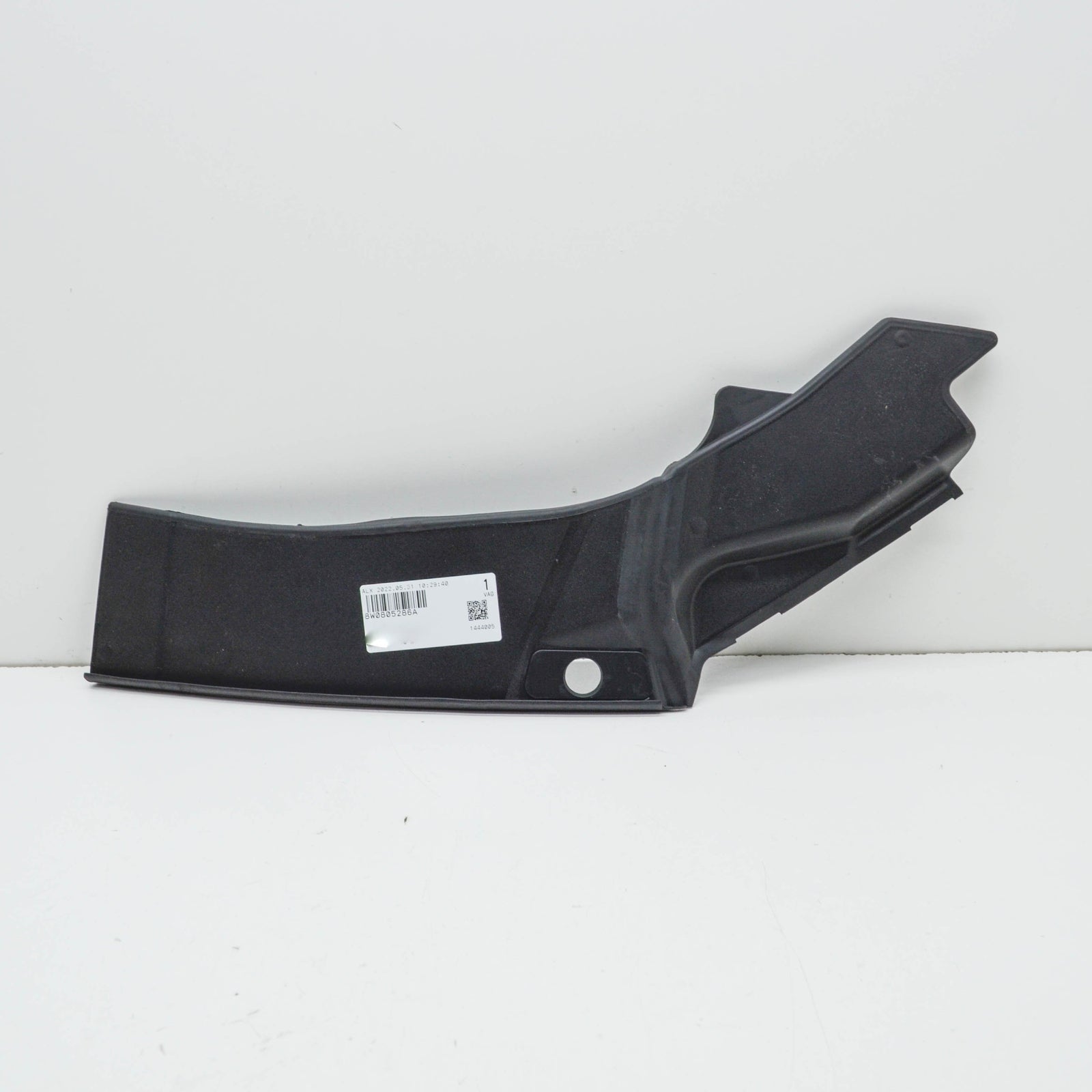 NEW AUDI A4 AVANT B9 FRONT UPPER HEADLIGHT RIGHT TRIM 8W0805286A ORIGINAL