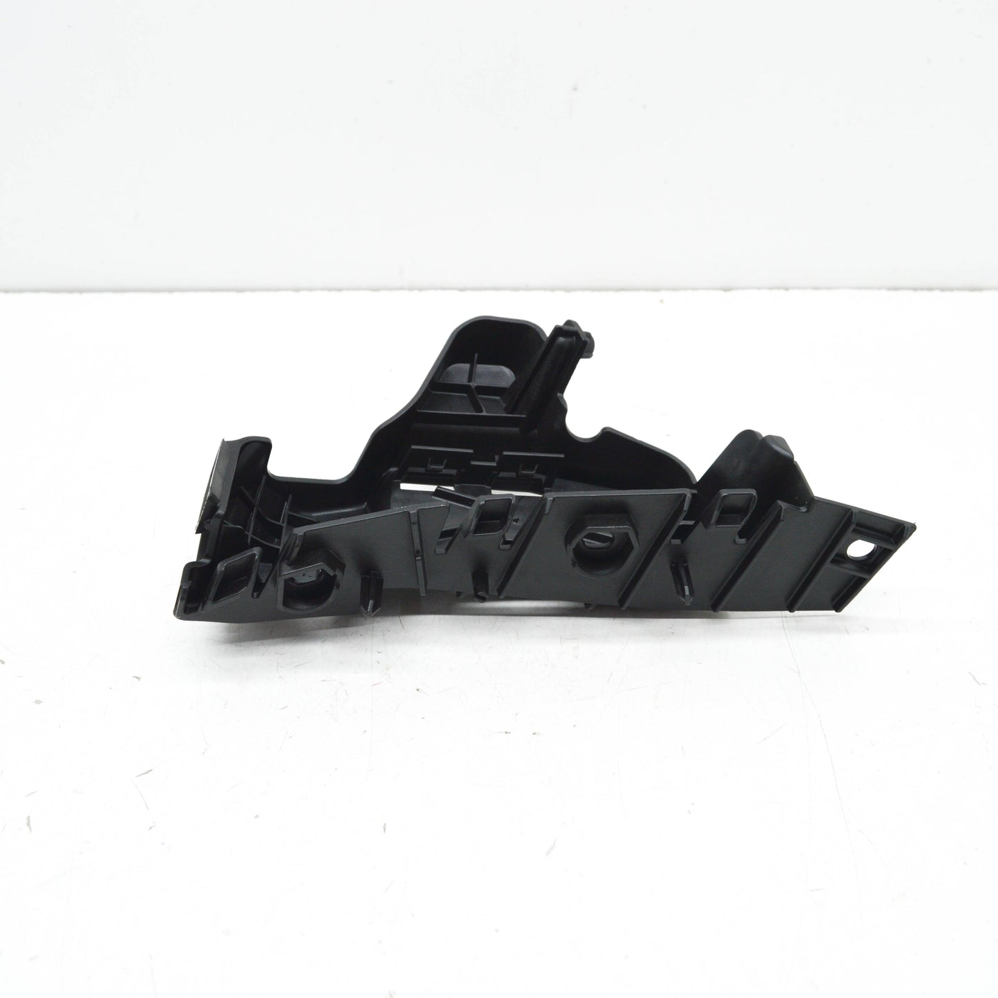 NEW AUDI A3 LIMOUSINE 8Y FRONT RIGHT CARRIER GUIDE 8Y0807184A ORIGINAL