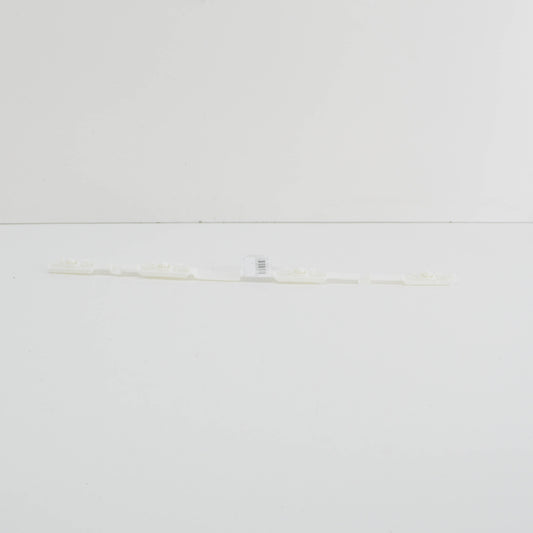 NEW MERCEDES-BENZ C W204 LEFT ROCKER MOULDING MOUNT BRACKET A2046980162 ORIGINAL