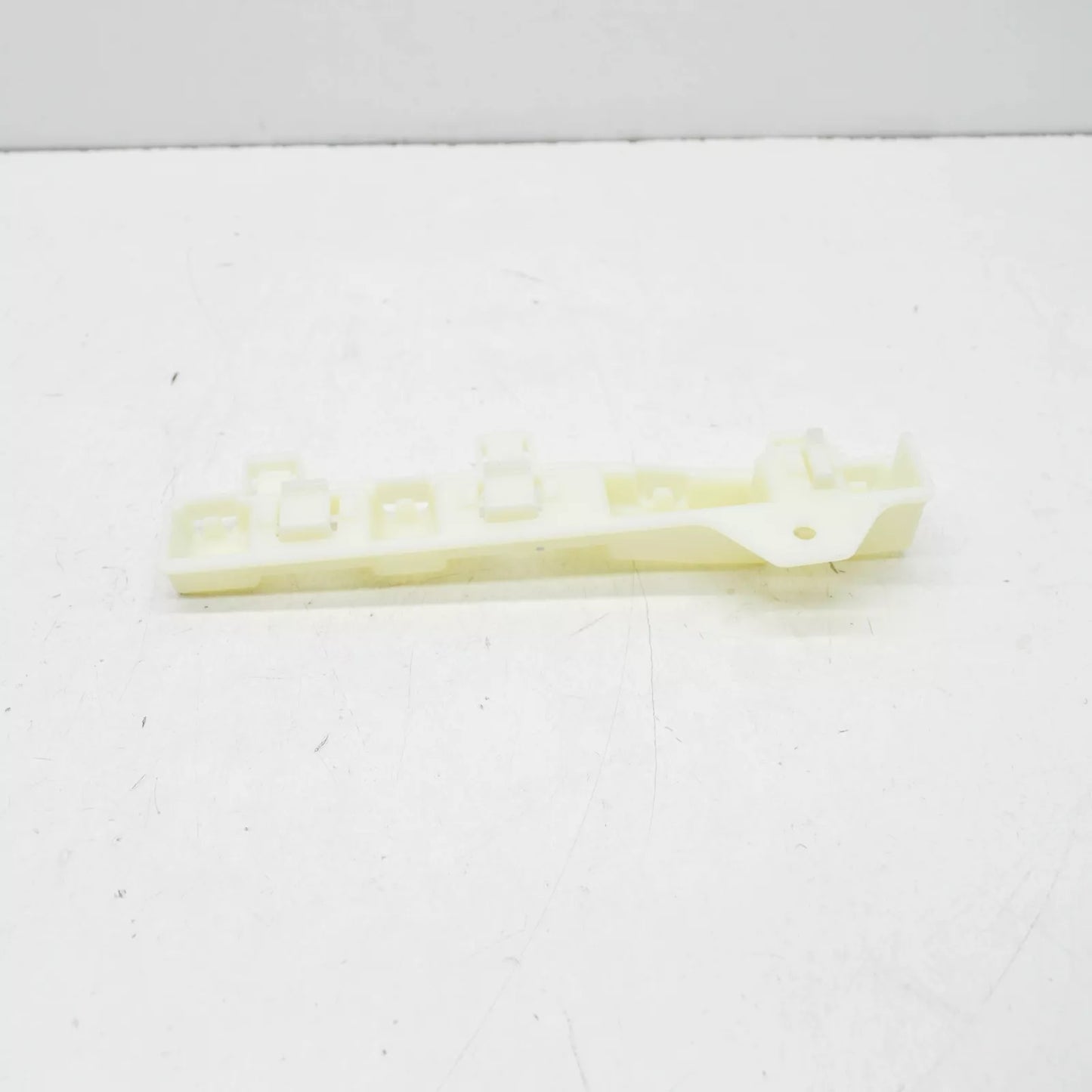 NEW BMW M3 F80 FRONT LEFT SIDE SILL HOLDER 8054315 51778054315 ORIGINAL