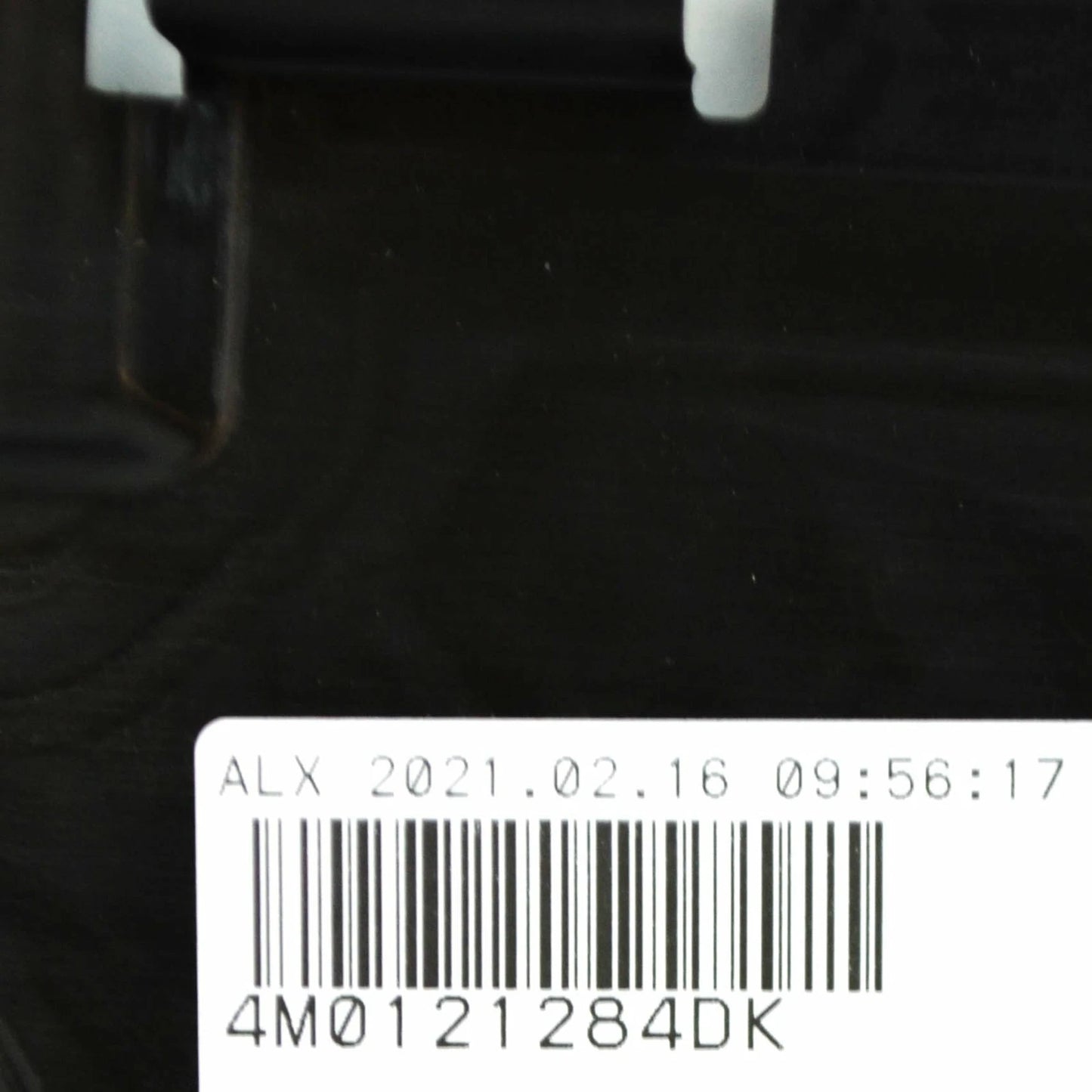 NEW AUDI Q7 4M RIGHT RADIATOR SUPPORT BAFFLE 4M0121284DK ORIGINAL